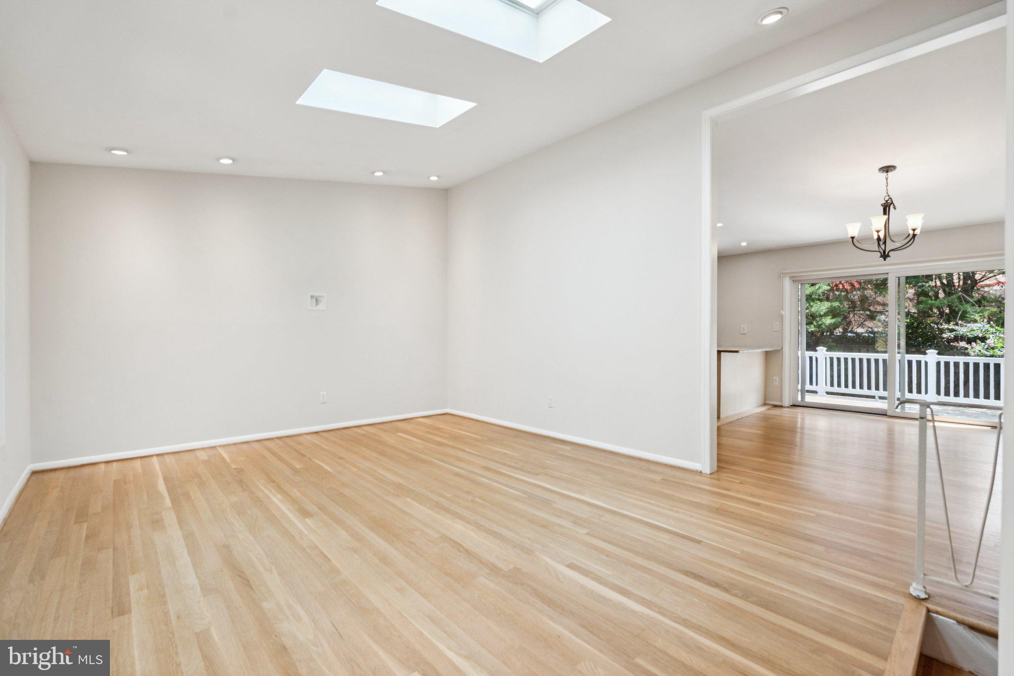 11410 CAM COURT