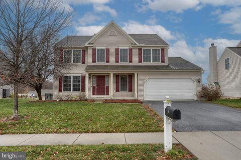 22 WILDFLOWER CIRCLE LEBANON PA 17046