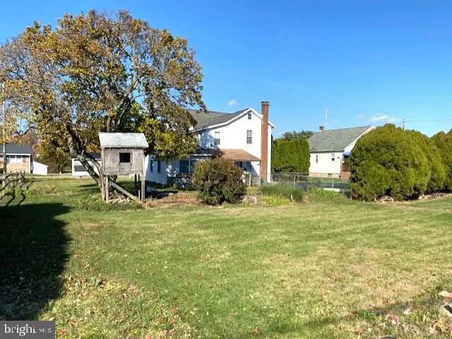 Topton, Pennsylvania 19562, United States, 3 Bedrooms Bedrooms, ,2 BathroomsBathrooms,Residential,Active,238156