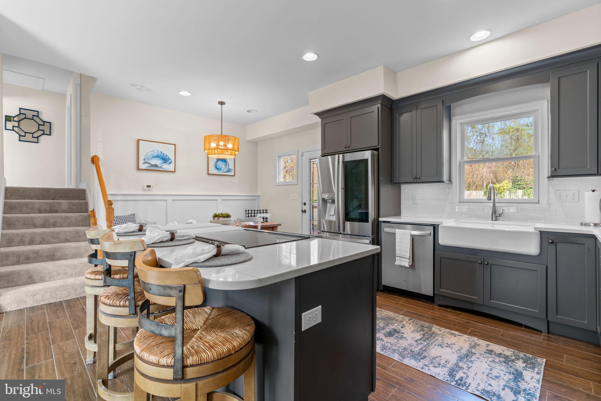 MANHATTAN BEACH - Residential