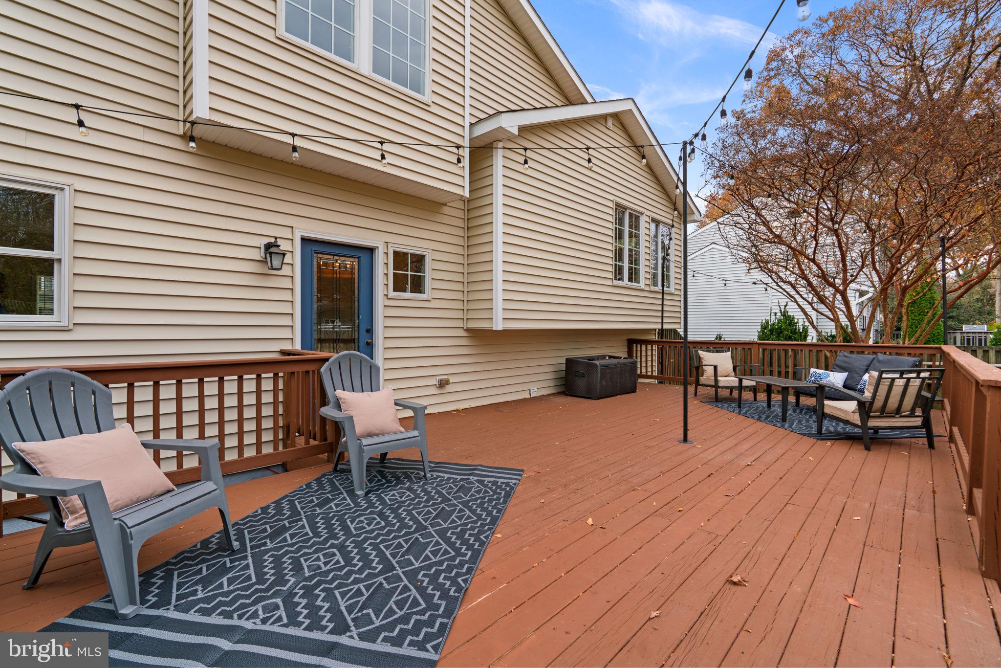 MANHATTAN BEACH - Residential