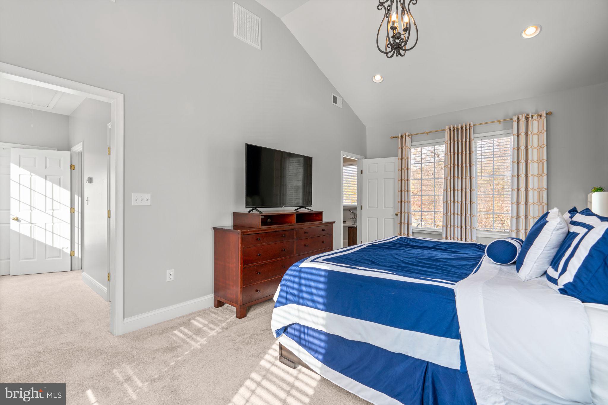 MANHATTAN BEACH - Residential