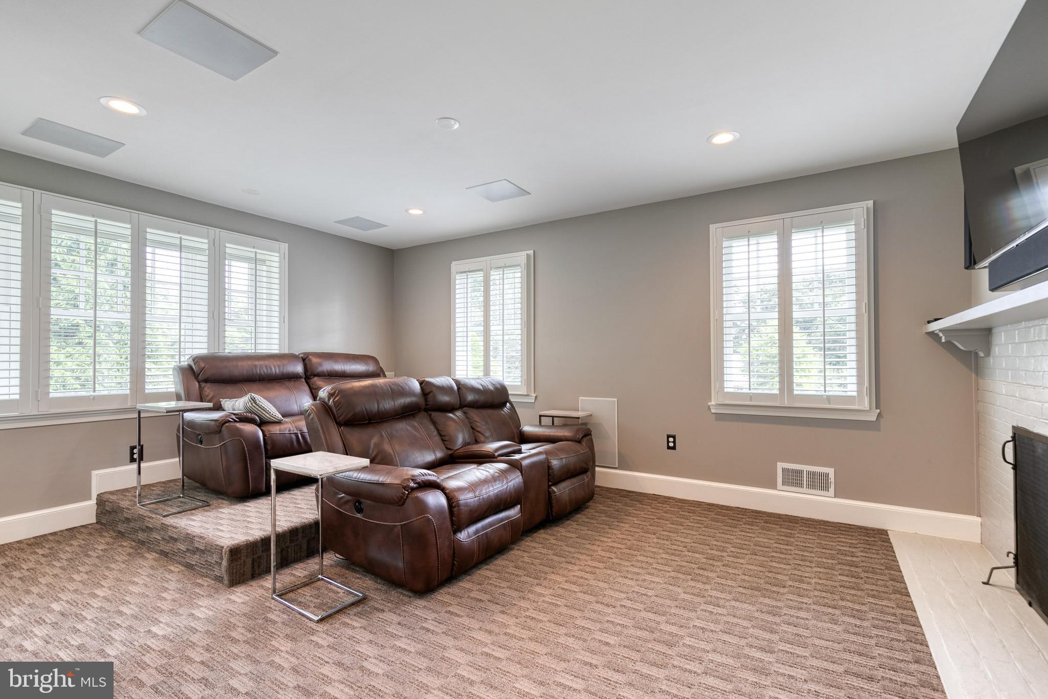 WAKEFIELD - Residential