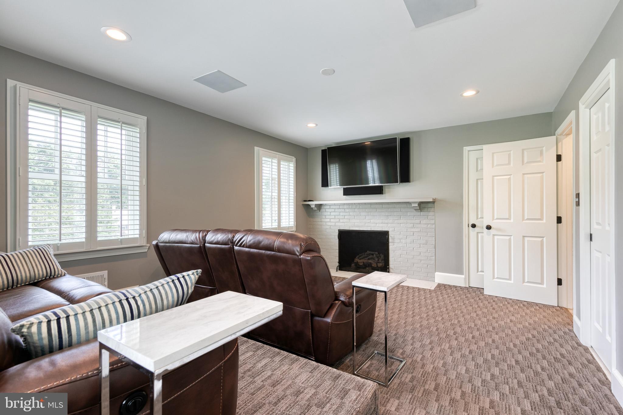 WAKEFIELD - Residential