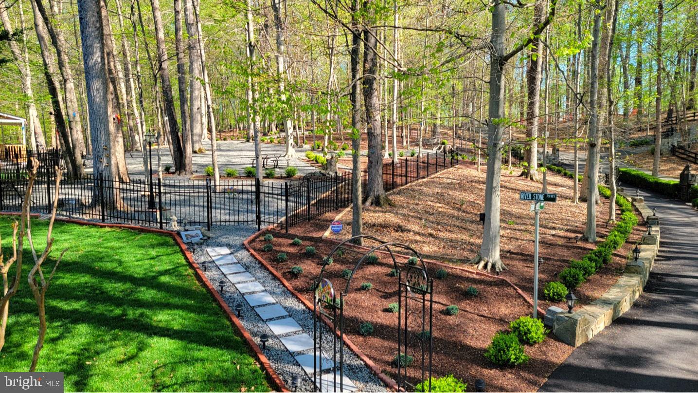 POTOMAC RIDGE ESTATES - Land