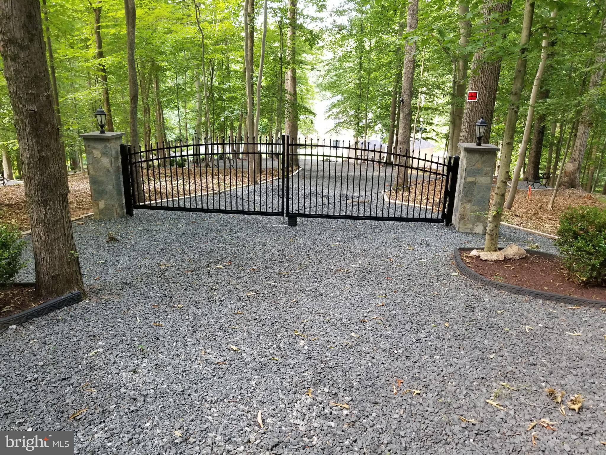 POTOMAC RIDGE ESTATES - Land