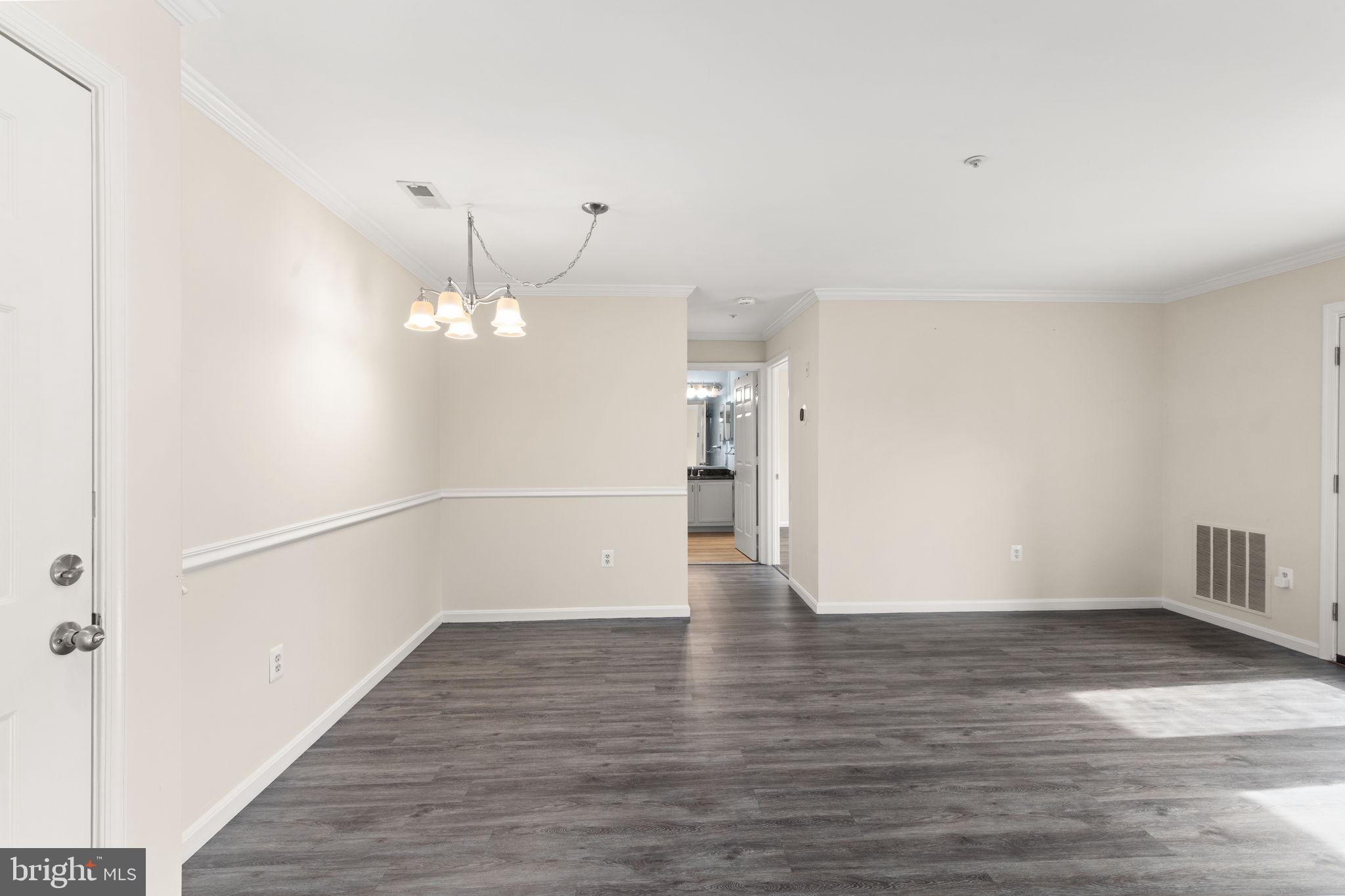 TAYLOR RIDGE CONDOMINIUMS - Residential Lease