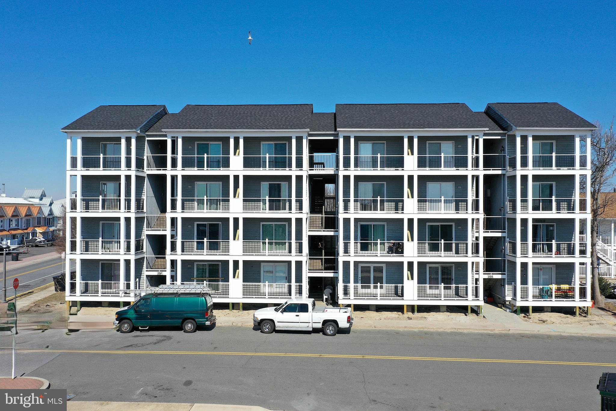 BAYSHORE ESTATES - Residential