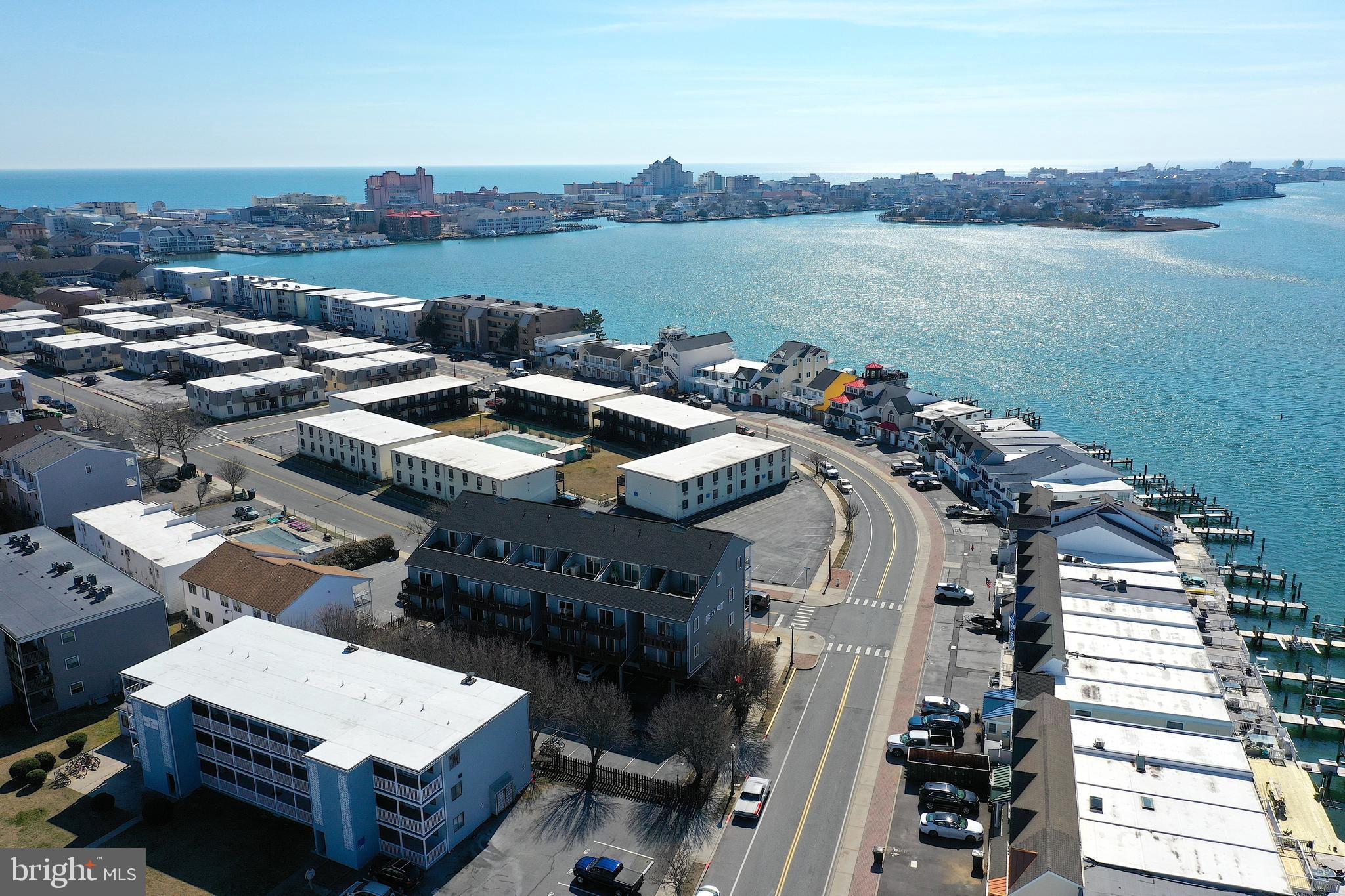 BAYSHORE ESTATES - Residential