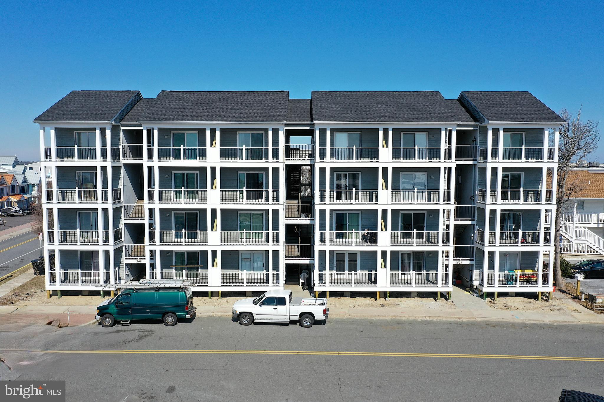 BAYSHORE ESTATES - Residential