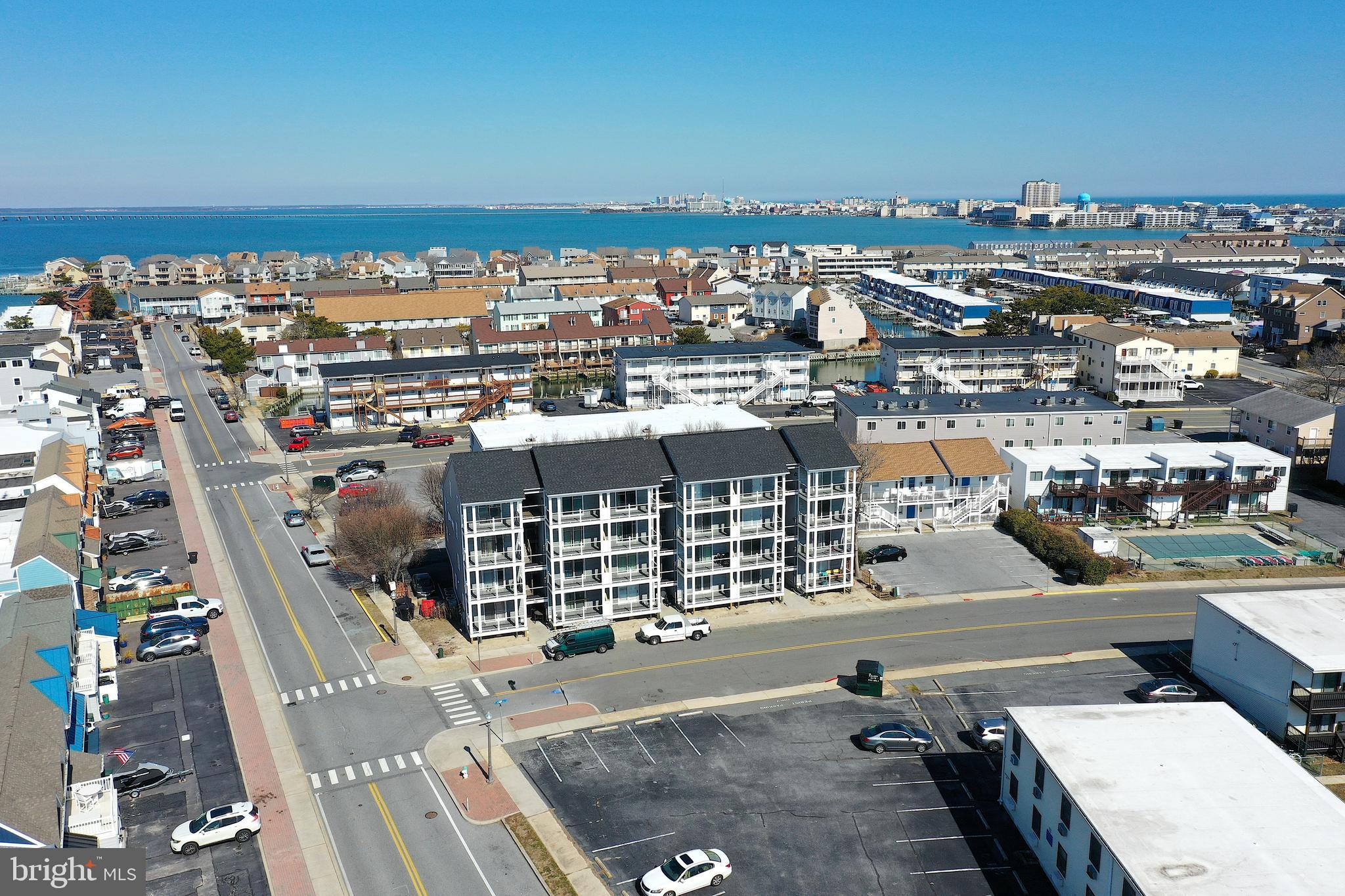 BAYSHORE ESTATES - Residential