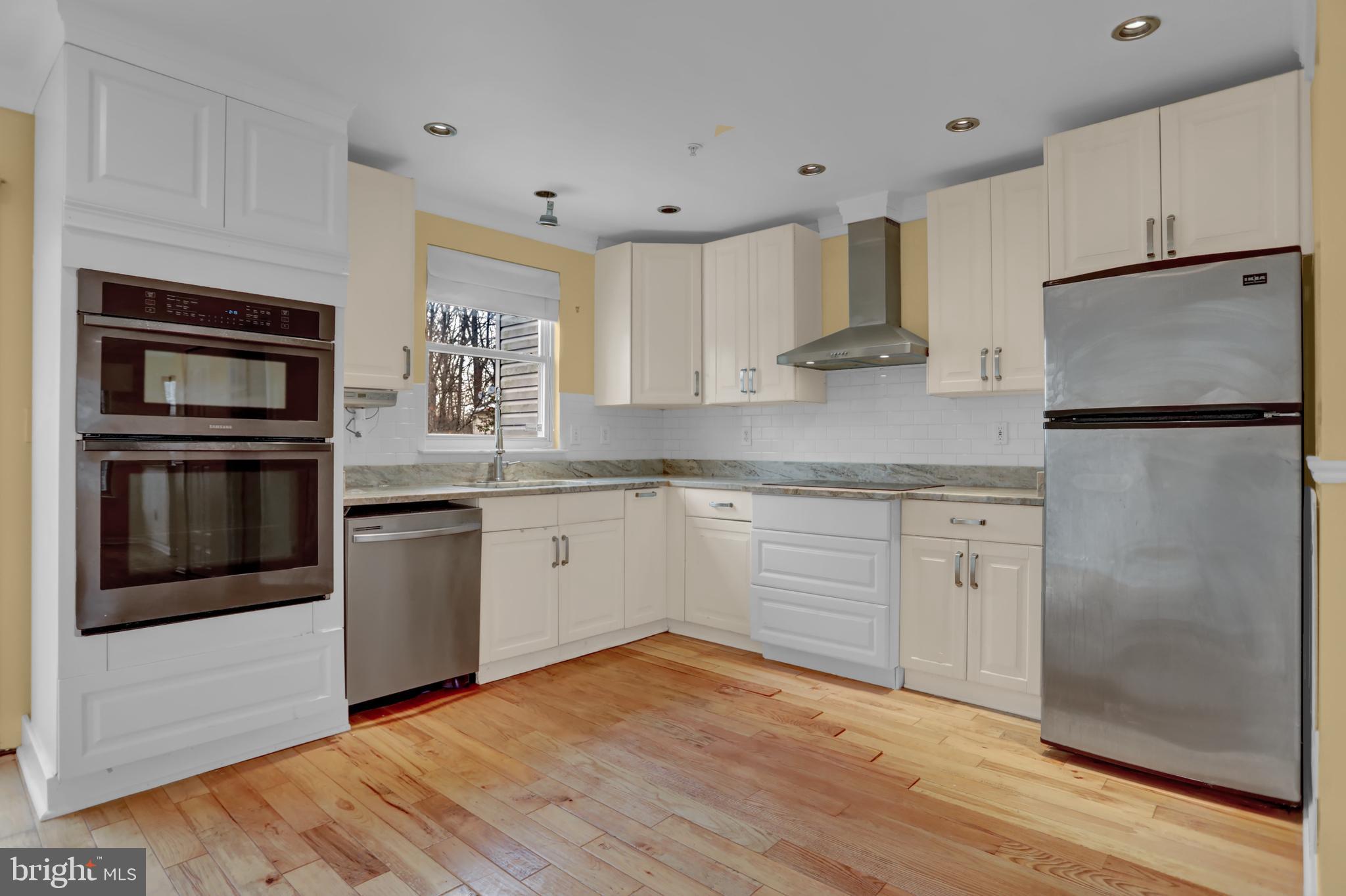 BLACKBURN VILLAGE - Residential Lease