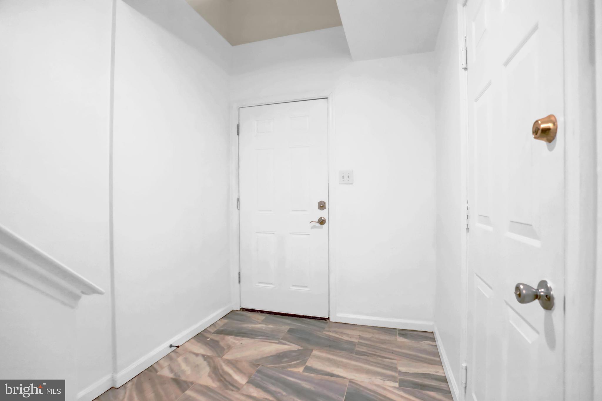 BLACKBURN VILLAGE - Residential Lease