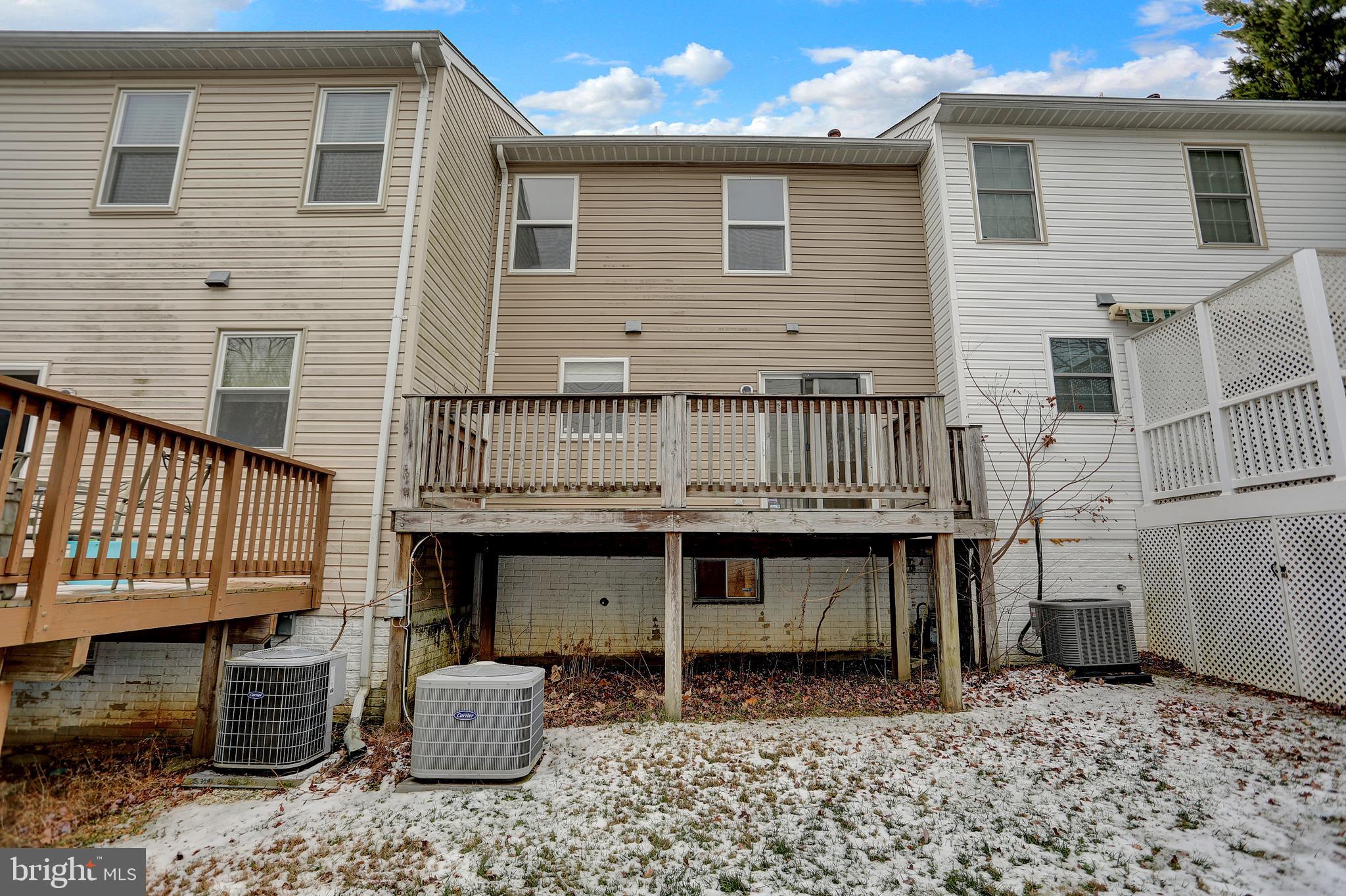 BLACKBURN VILLAGE - Residential Lease