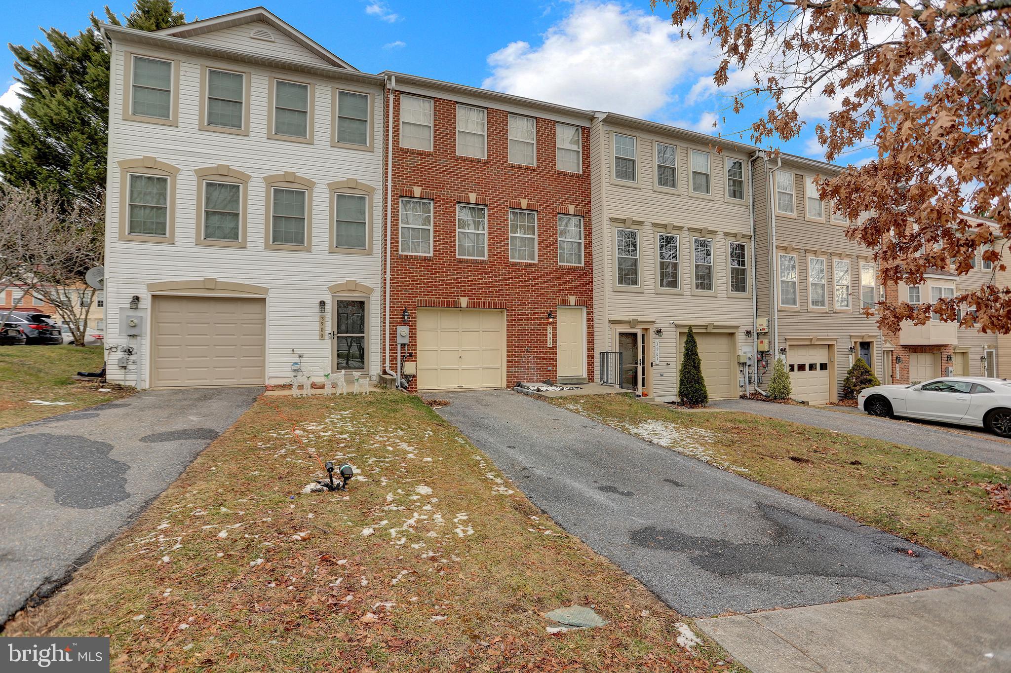 BLACKBURN VILLAGE - Residential Lease