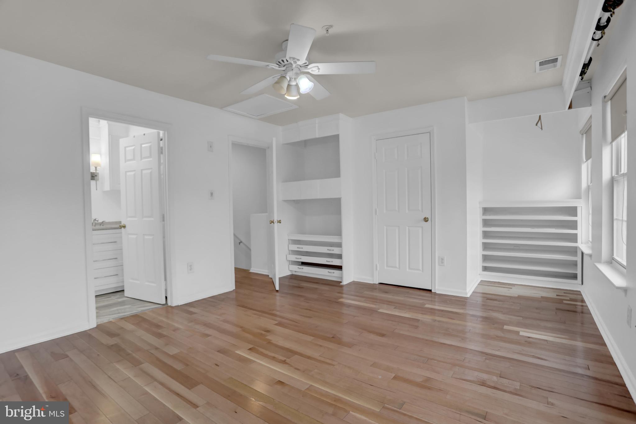 BLACKBURN VILLAGE - Residential Lease