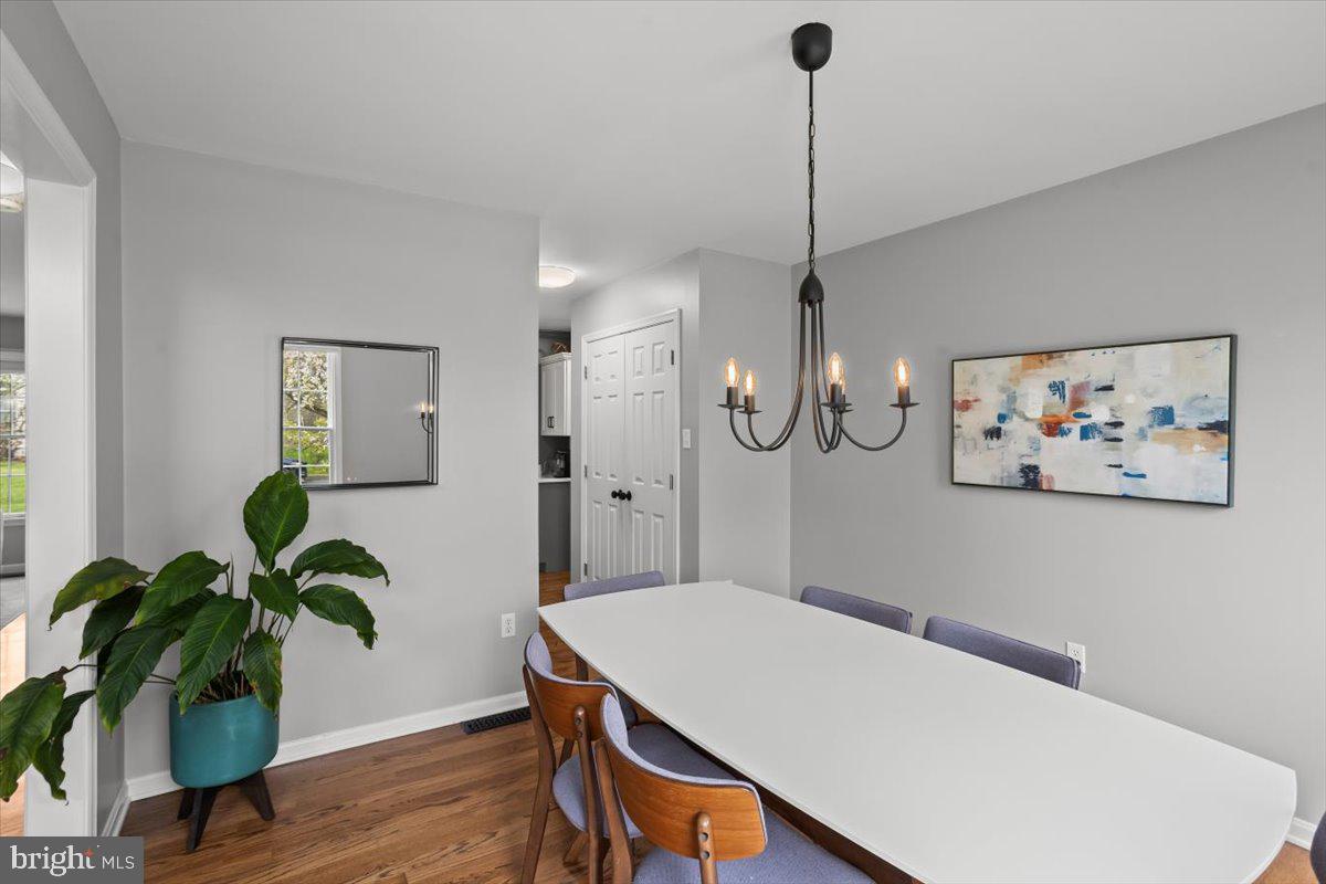 JACOBS CREEK - Residential