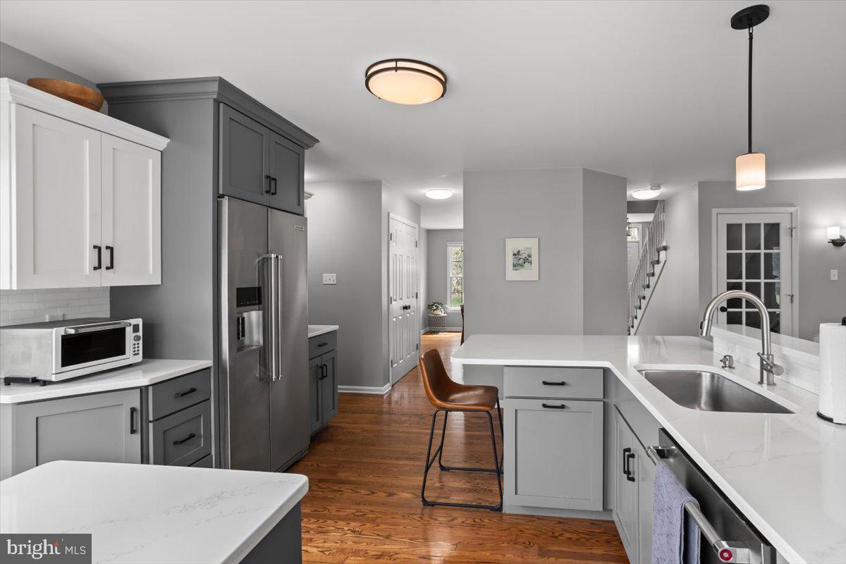 JACOBS CREEK - Residential