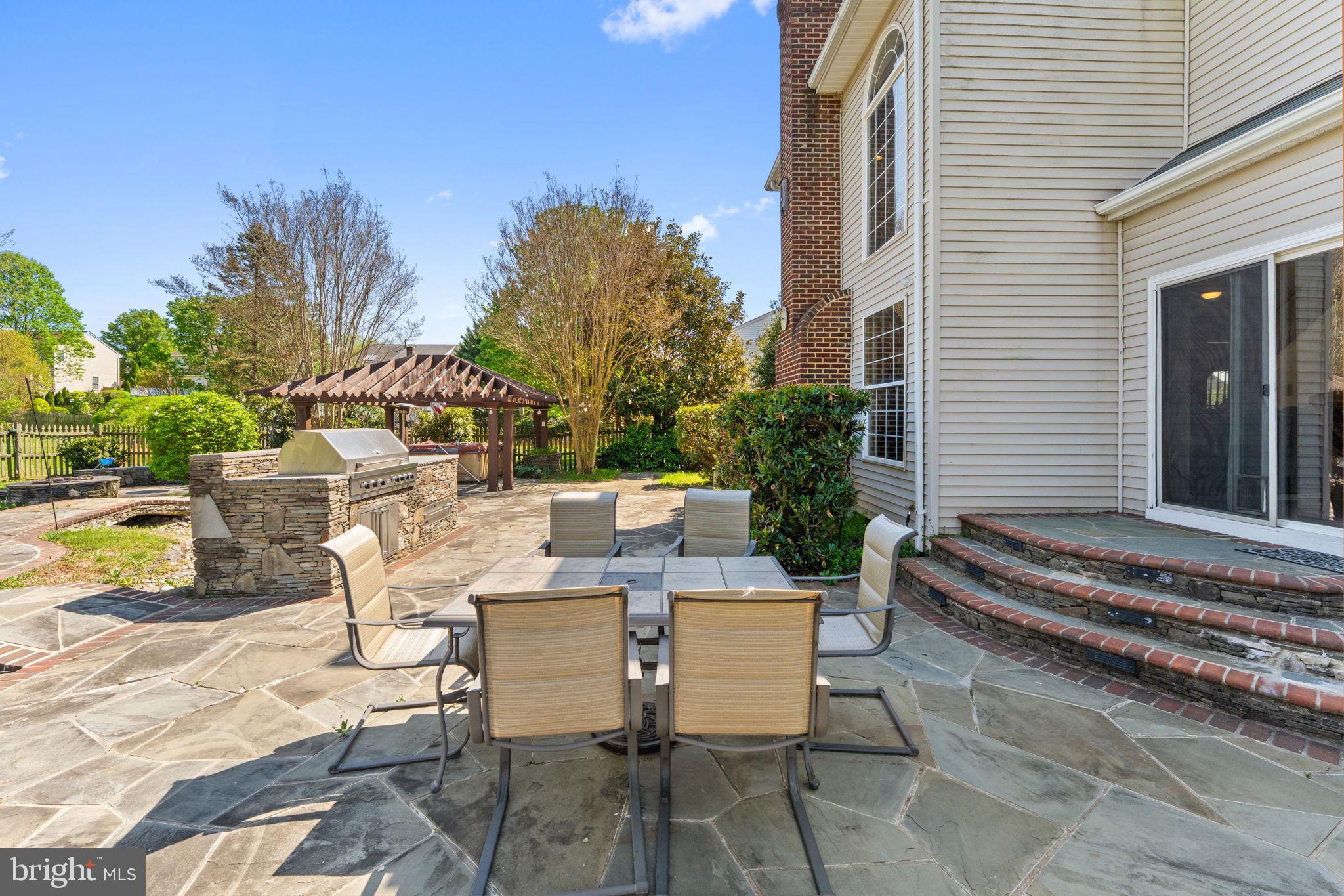 VALLEY SPRINGS - Residential