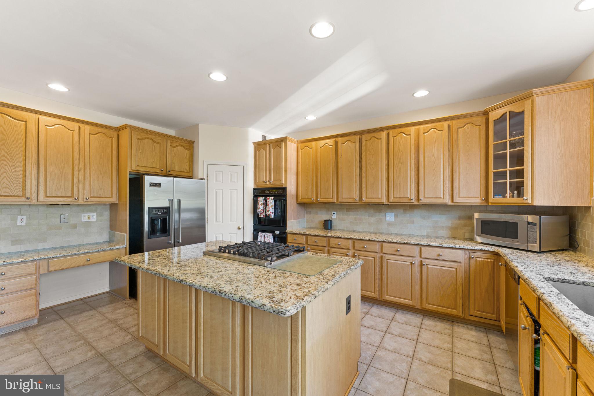 VALLEY SPRINGS - Residential