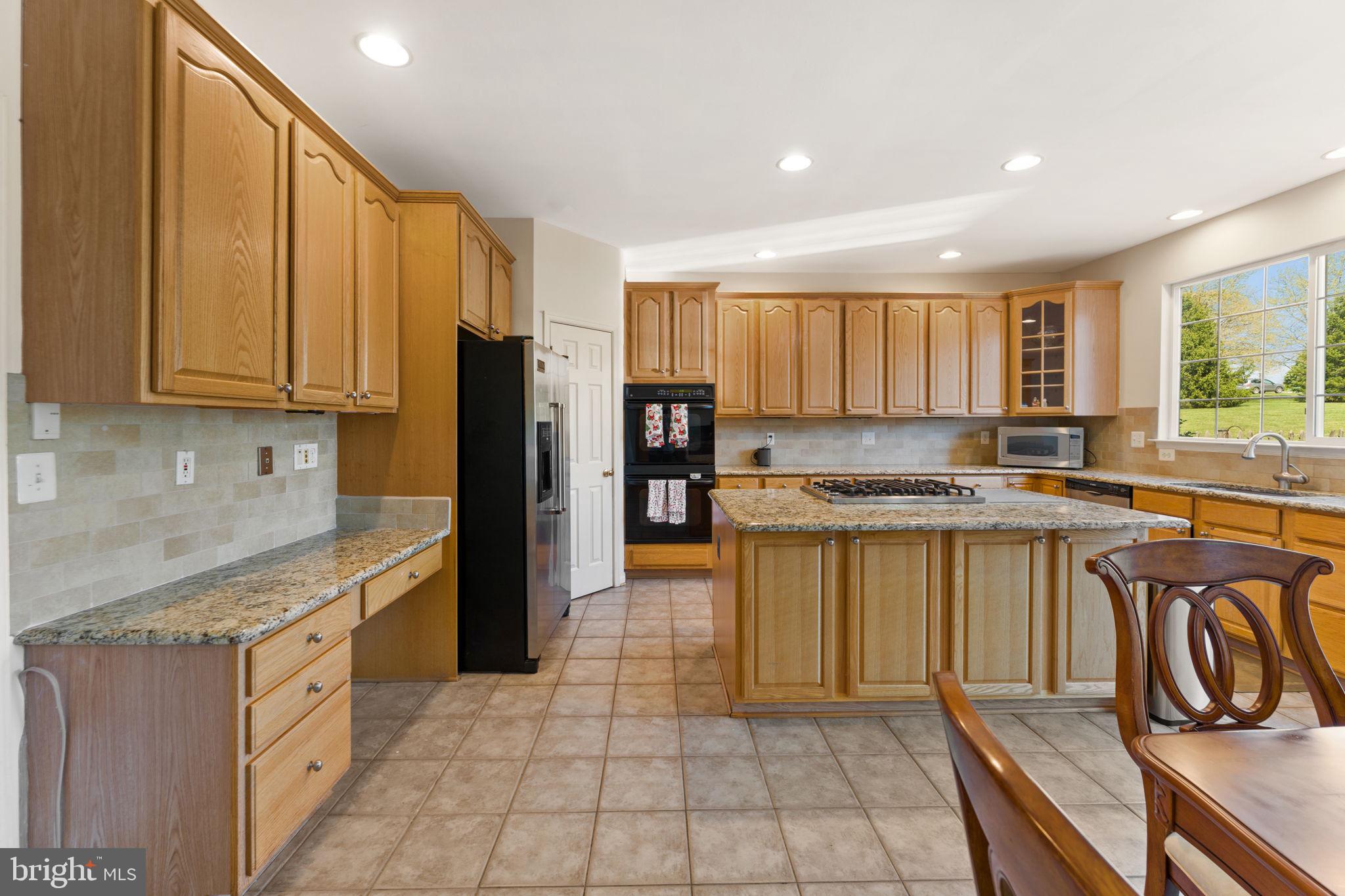 VALLEY SPRINGS - Residential