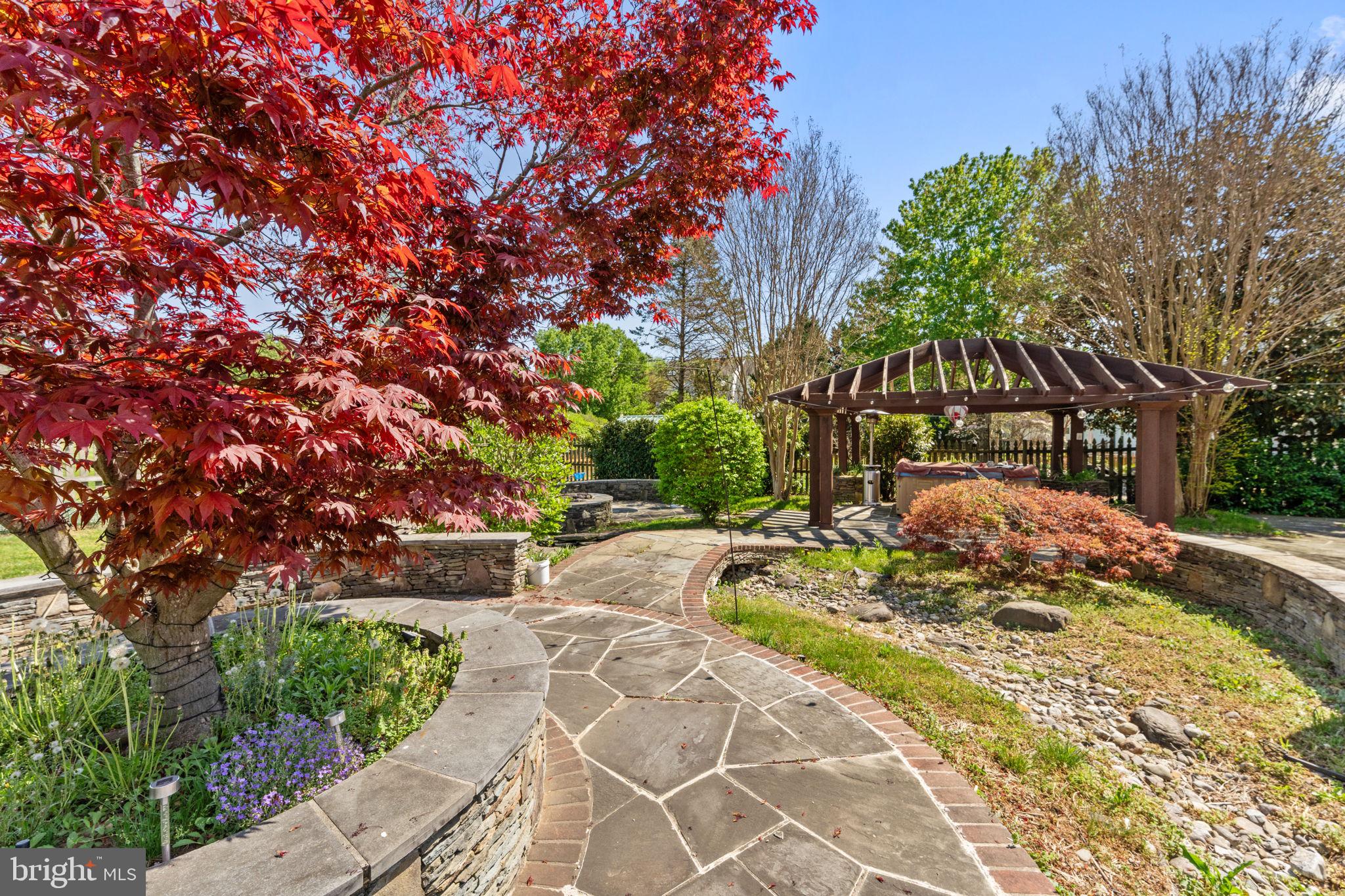 VALLEY SPRINGS - Residential