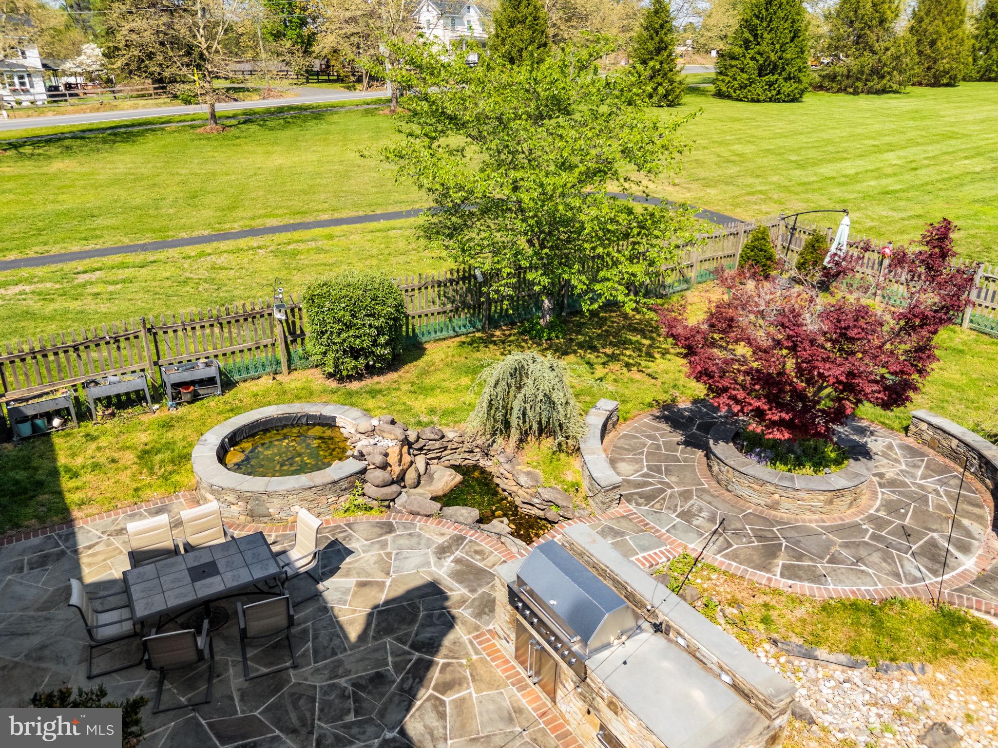 VALLEY SPRINGS - Residential