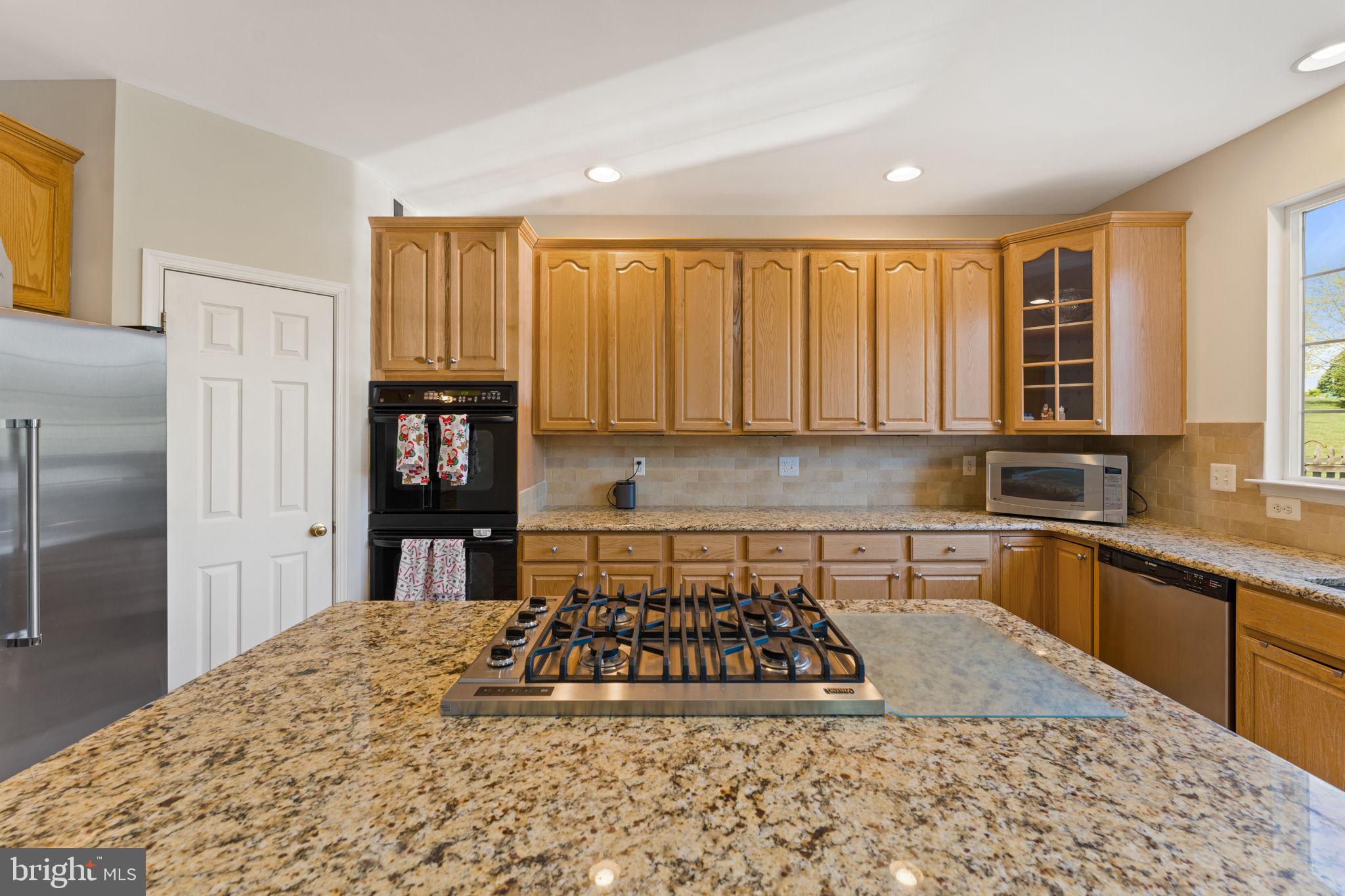 VALLEY SPRINGS - Residential