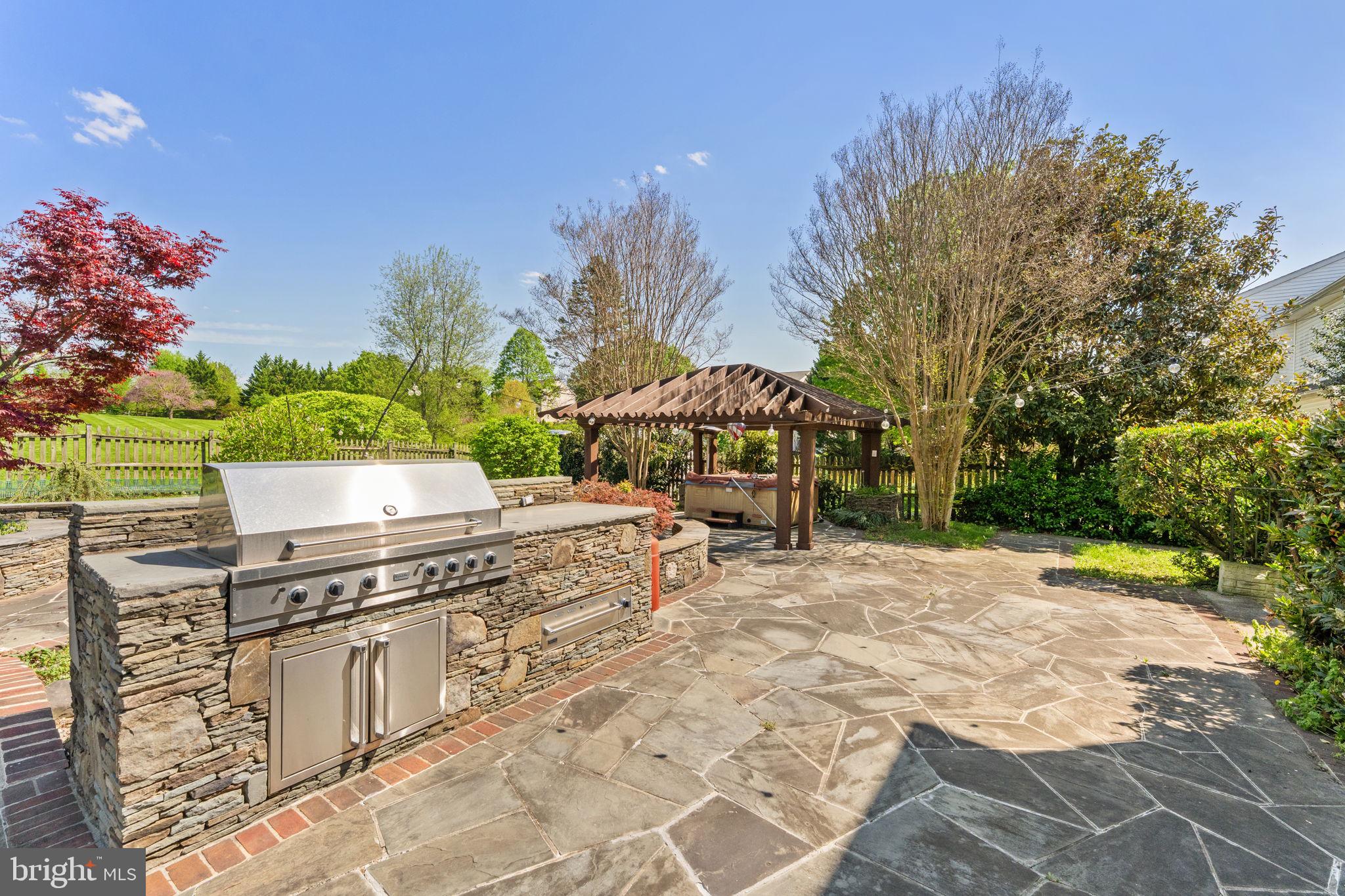 VALLEY SPRINGS - Residential