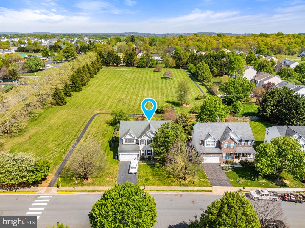 Photo of 800 Valley Springs Drive, PURCELLVILLE, VA 20132 (MLS # VALO2121866)