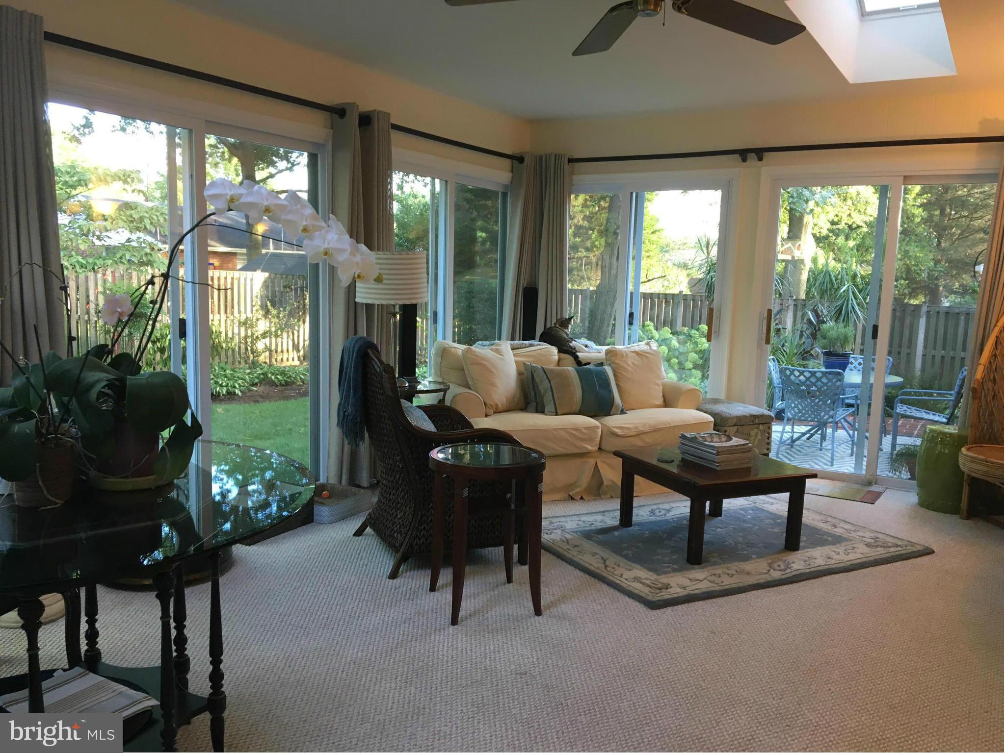 SEMINARY VALLEY - Residential Lease