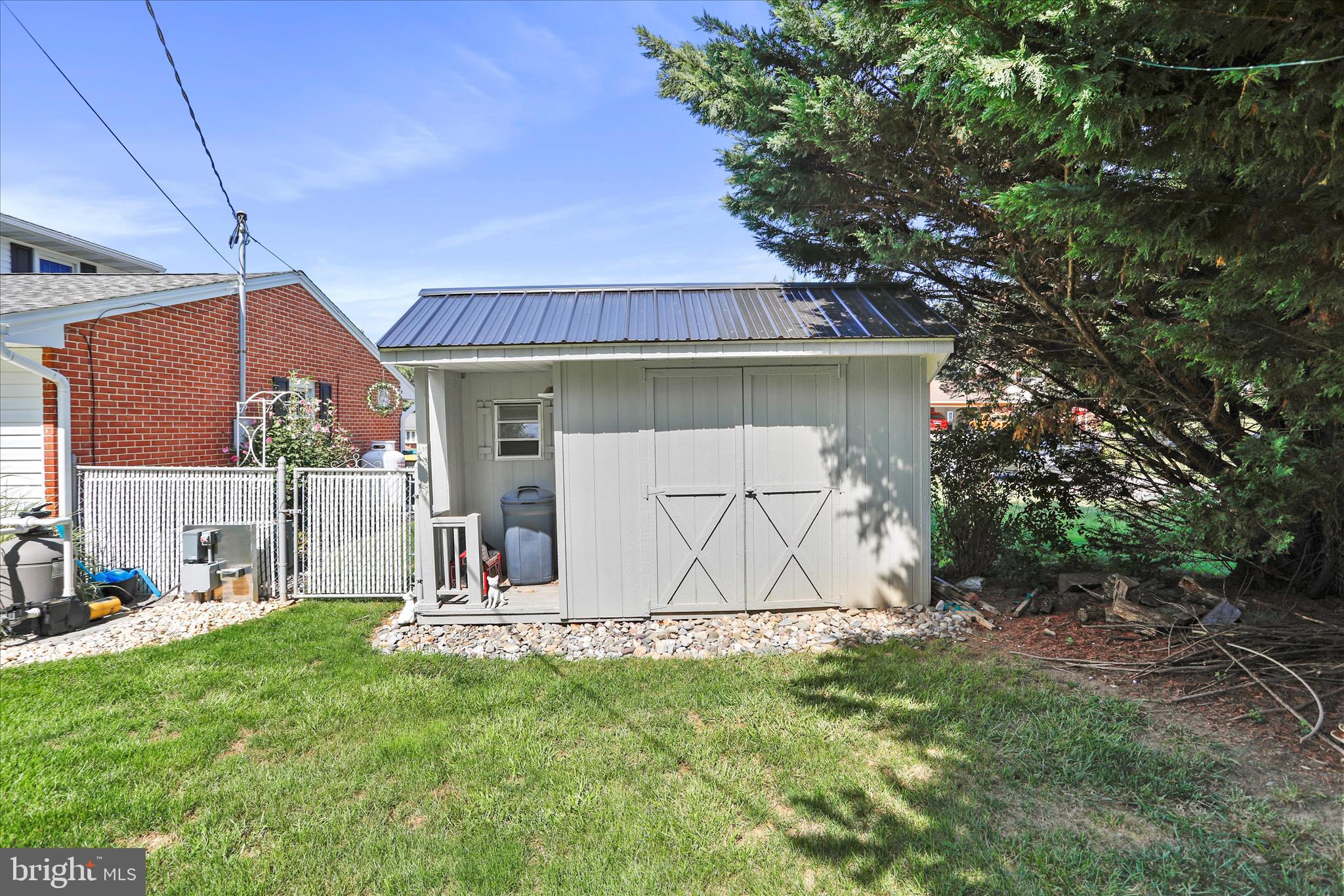 GUILFORD HILLS SOUTH - Residential