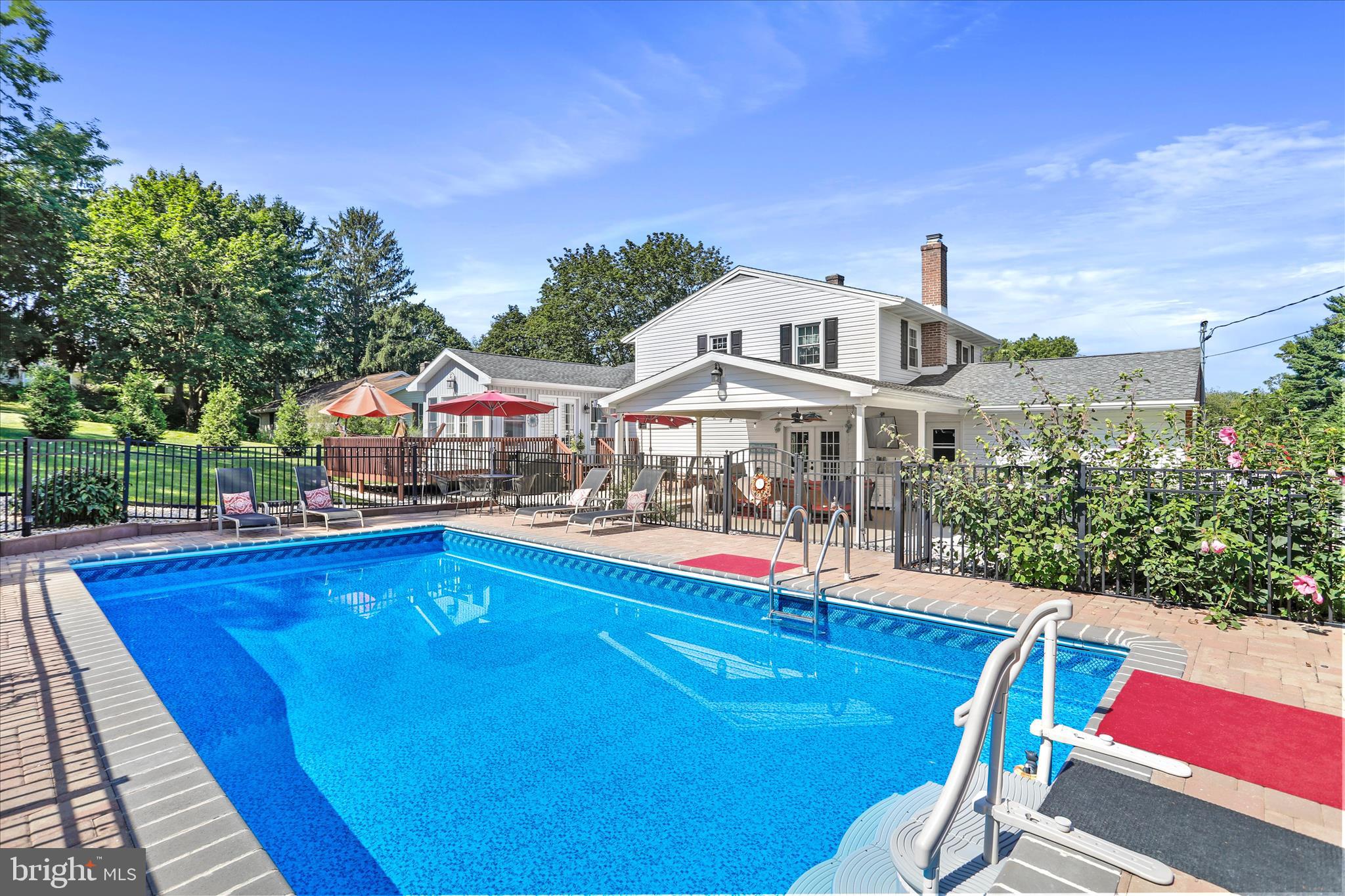 GUILFORD HILLS SOUTH - Residential