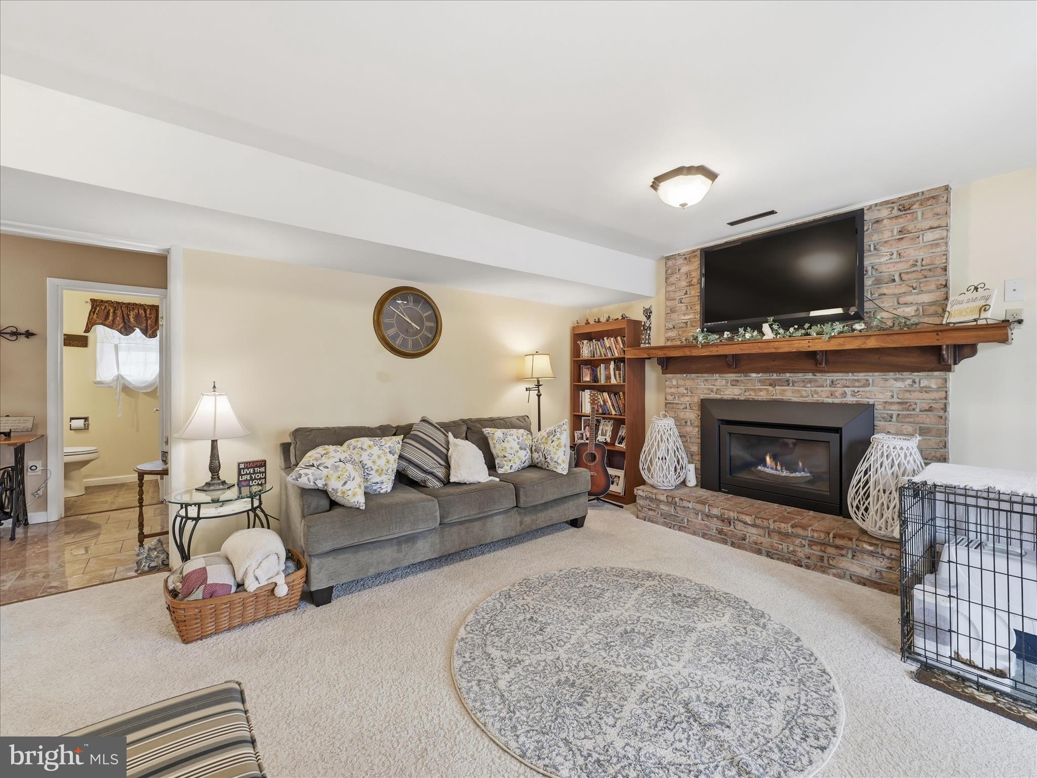 GUILFORD HILLS SOUTH - Residential