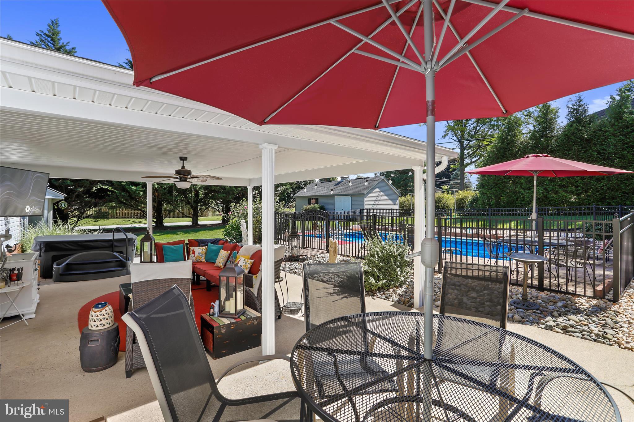 GUILFORD HILLS SOUTH - Residential