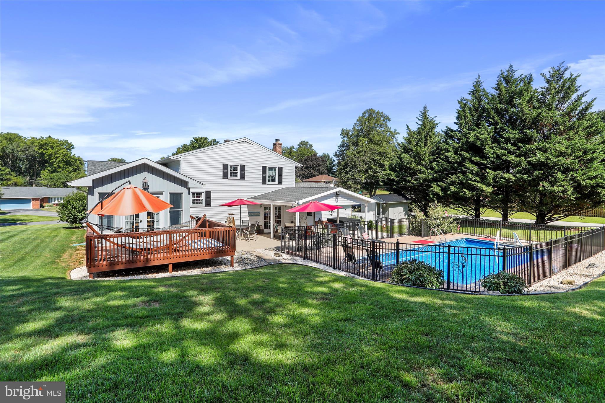 GUILFORD HILLS SOUTH - Residential