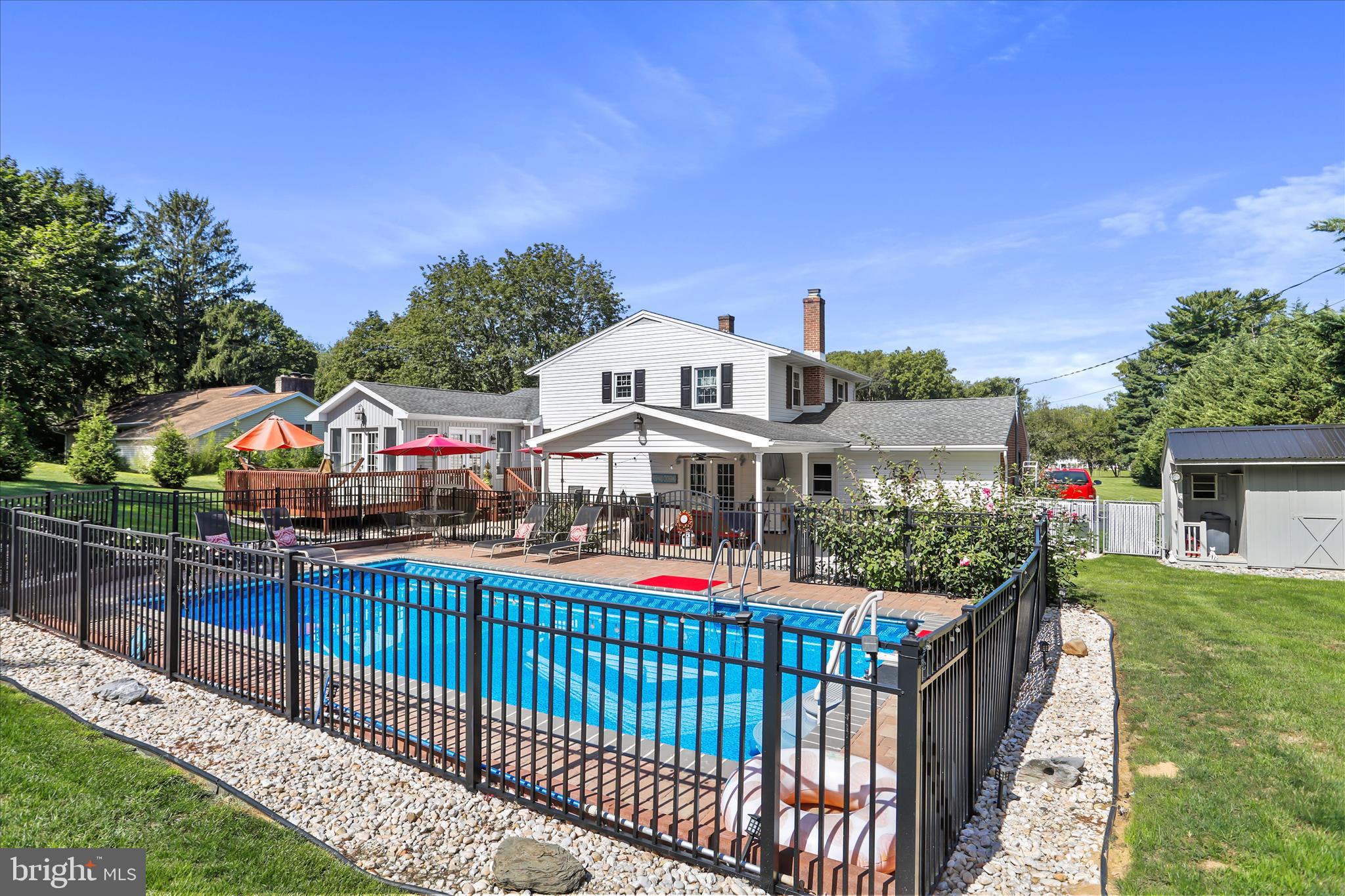 GUILFORD HILLS SOUTH - Residential