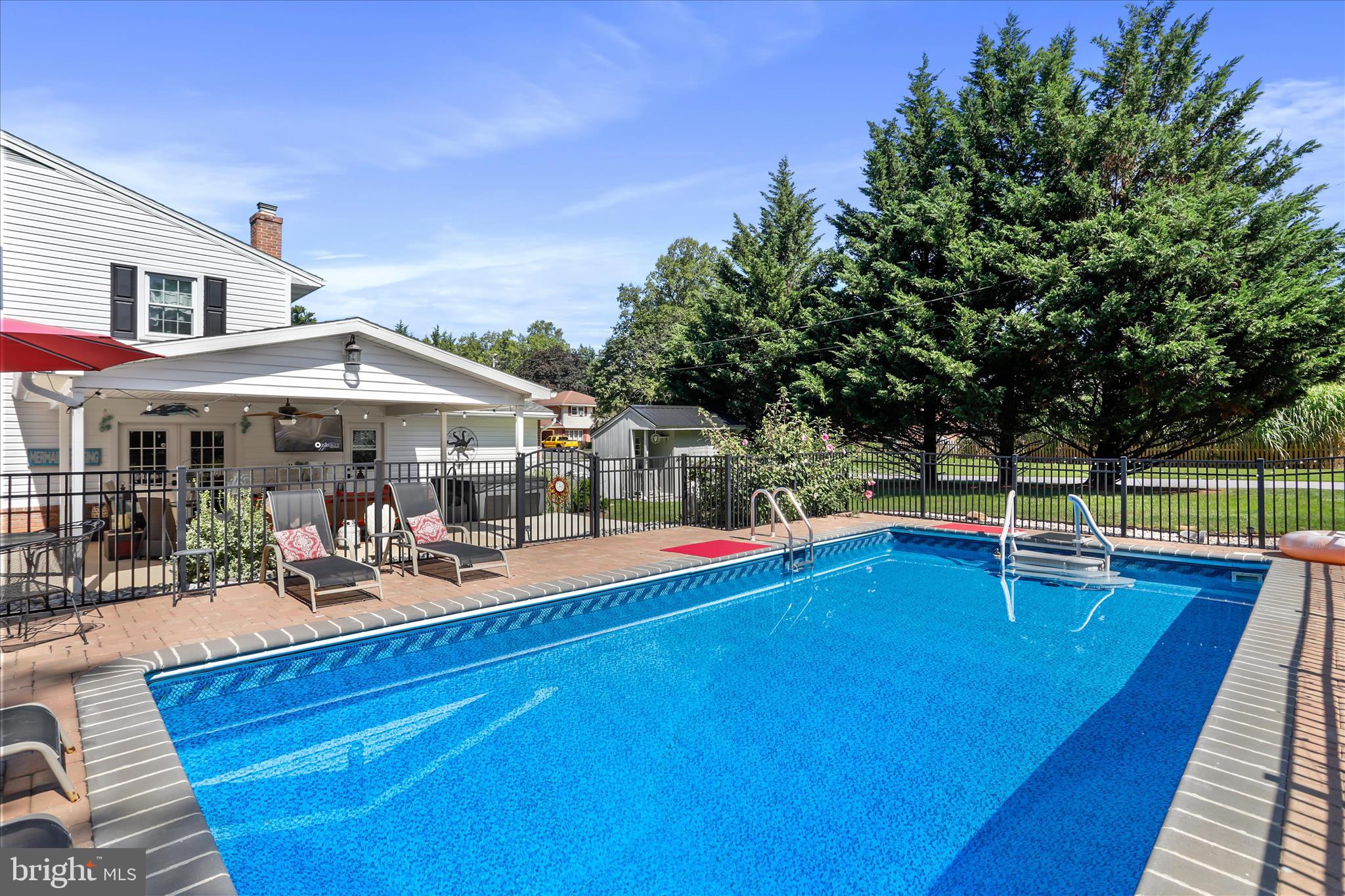 GUILFORD HILLS SOUTH - Residential