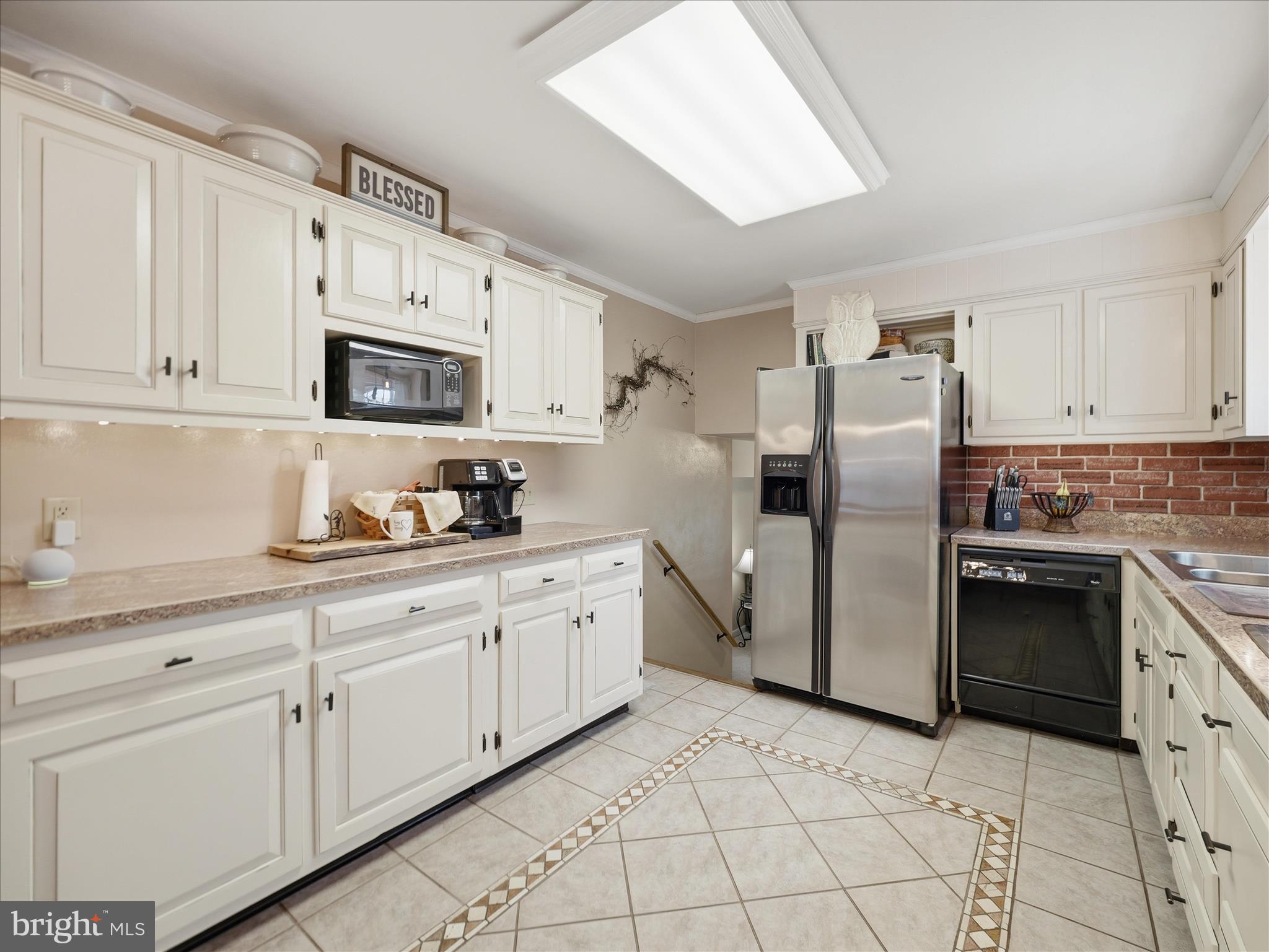 GUILFORD HILLS SOUTH - Residential