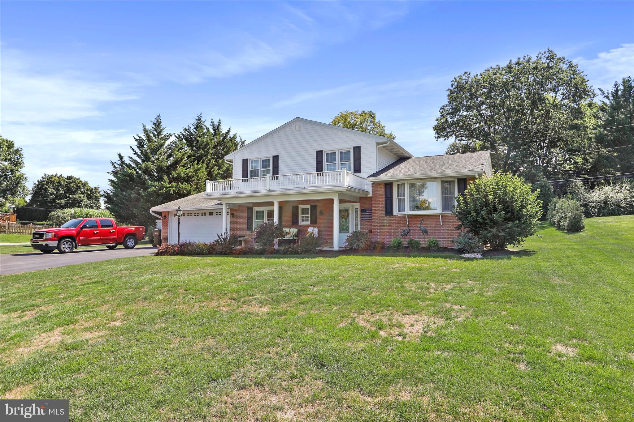 GUILFORD HILLS SOUTH - Residential