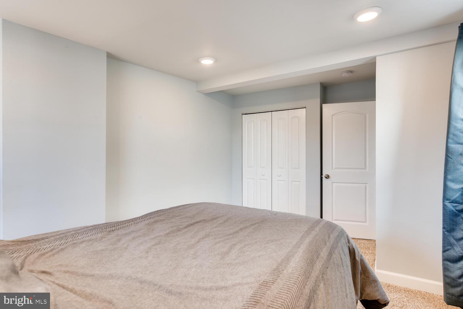 HAMPDEN HISTORIC DISTRICT - Residential