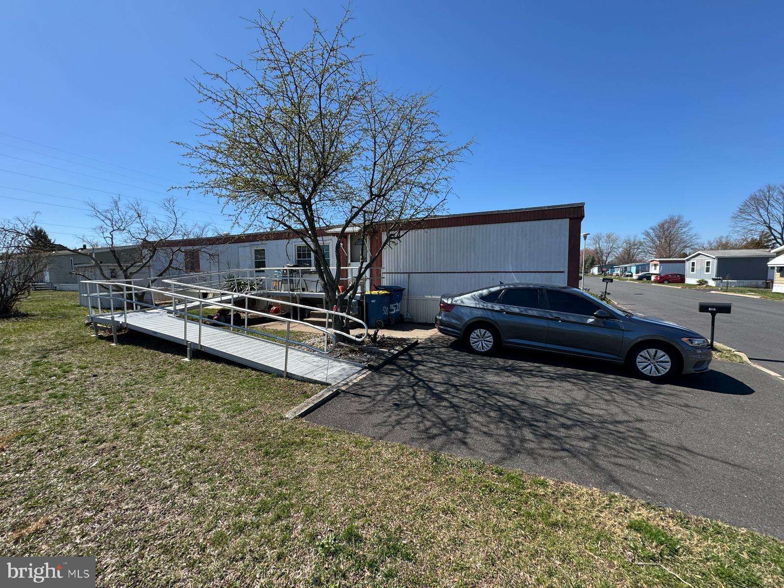 PENNWOOD CROSSING - Residential