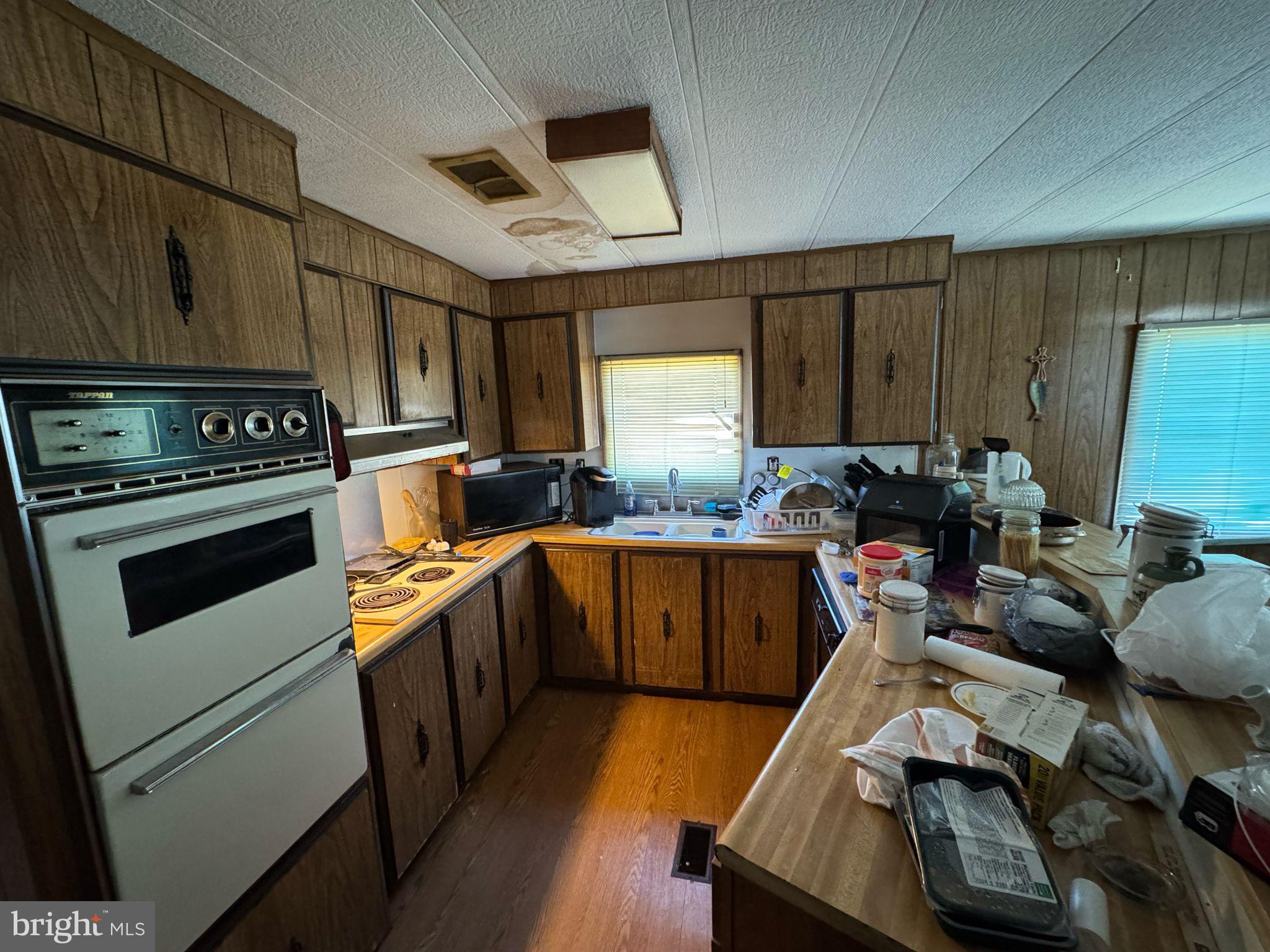 PENNWOOD CROSSING - Residential