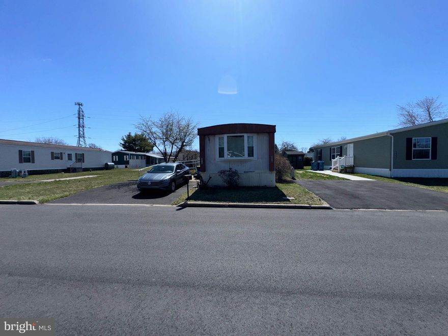Charming manufactured home offering comfort and flexibility. Situated in a convenient location close to everyday essentials. This property holds great potential for the right buyer.