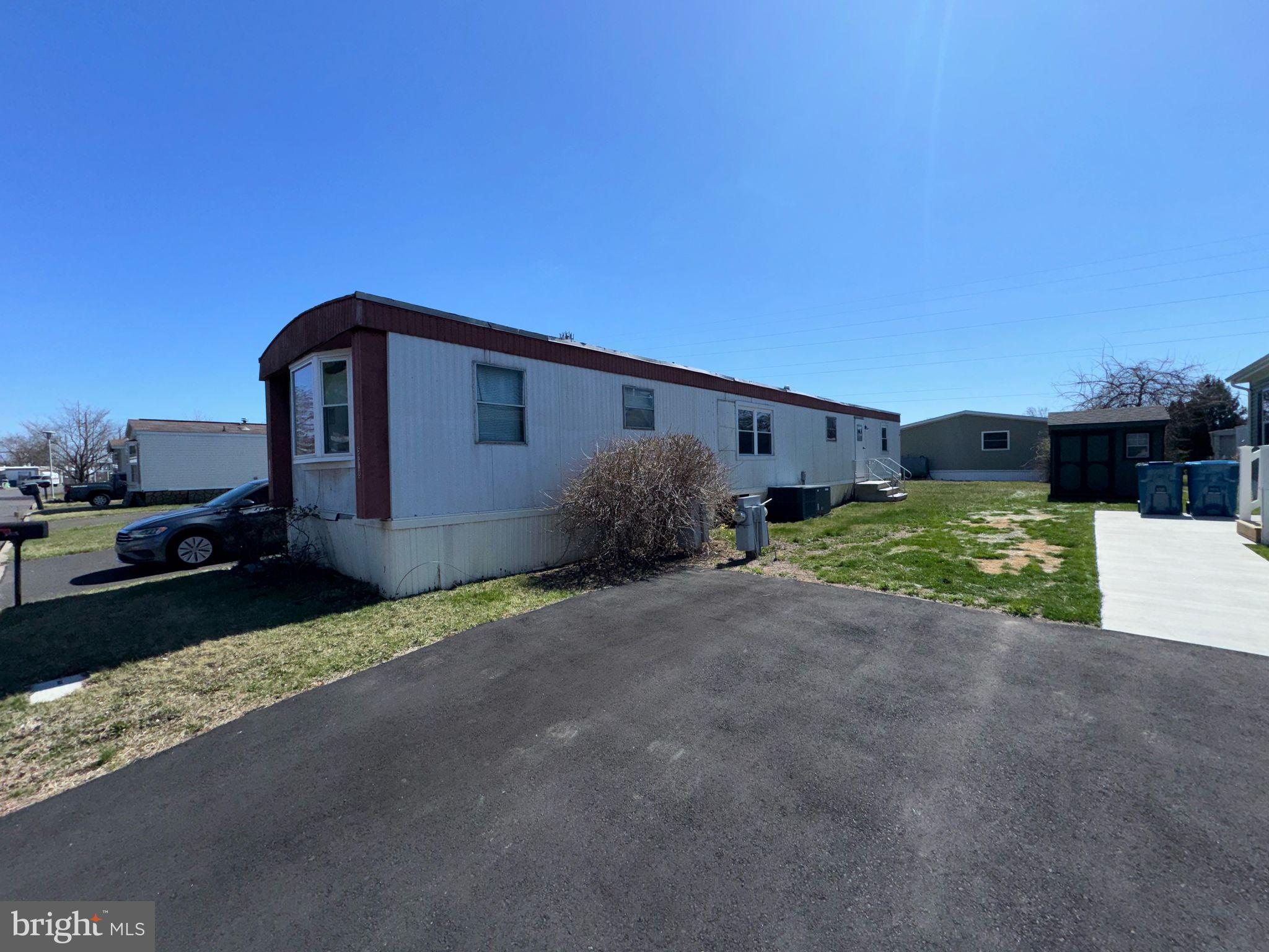 PENNWOOD CROSSING - Residential