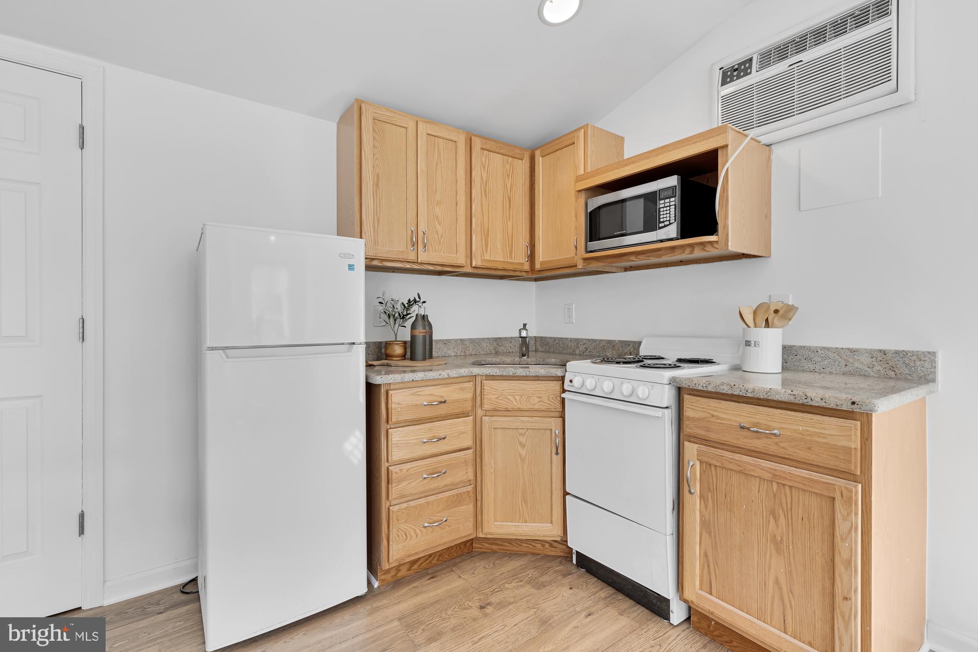 DOUGLAS ESTATES - Residential