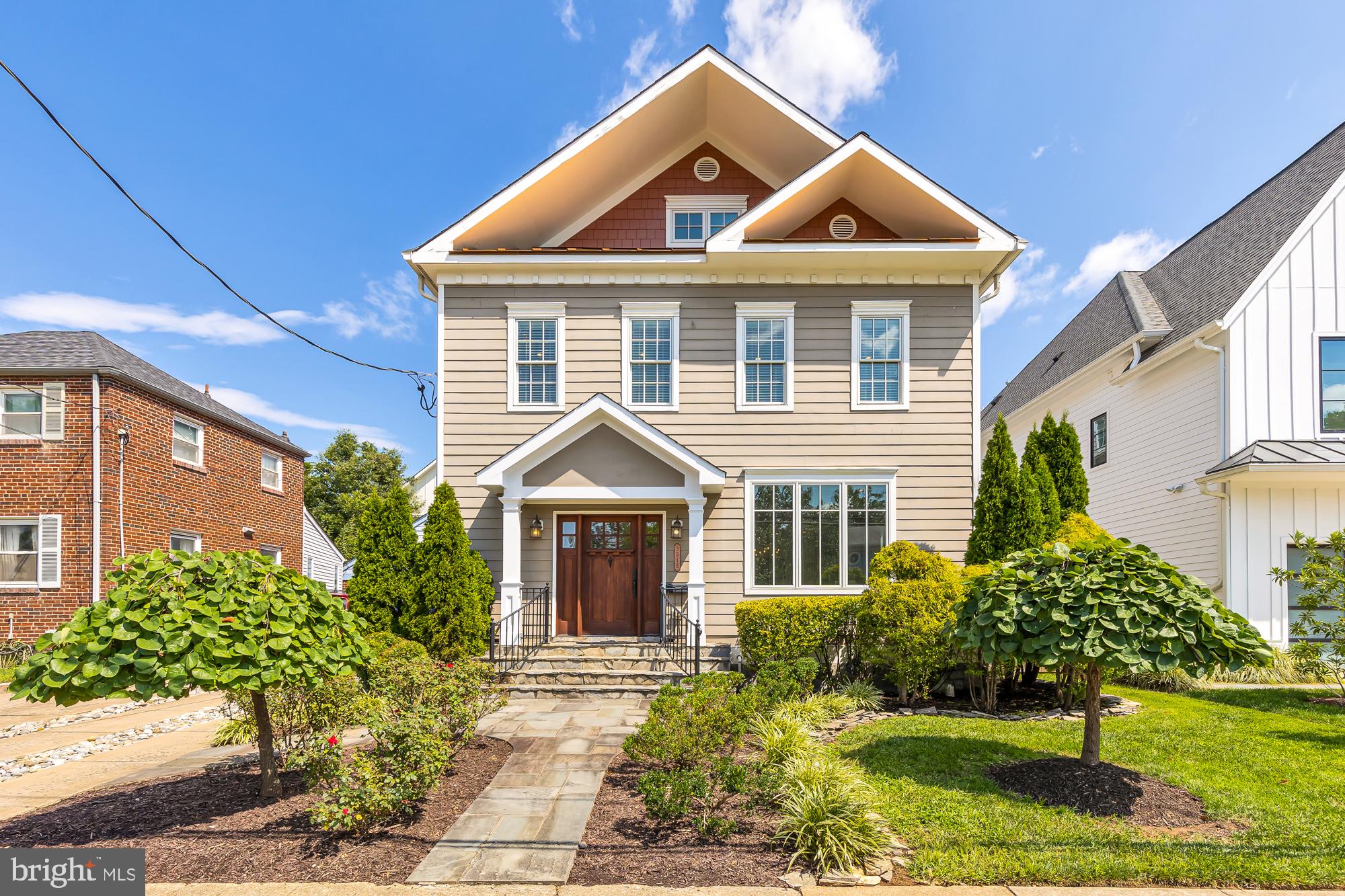 DOUGLAS ESTATES - Residential