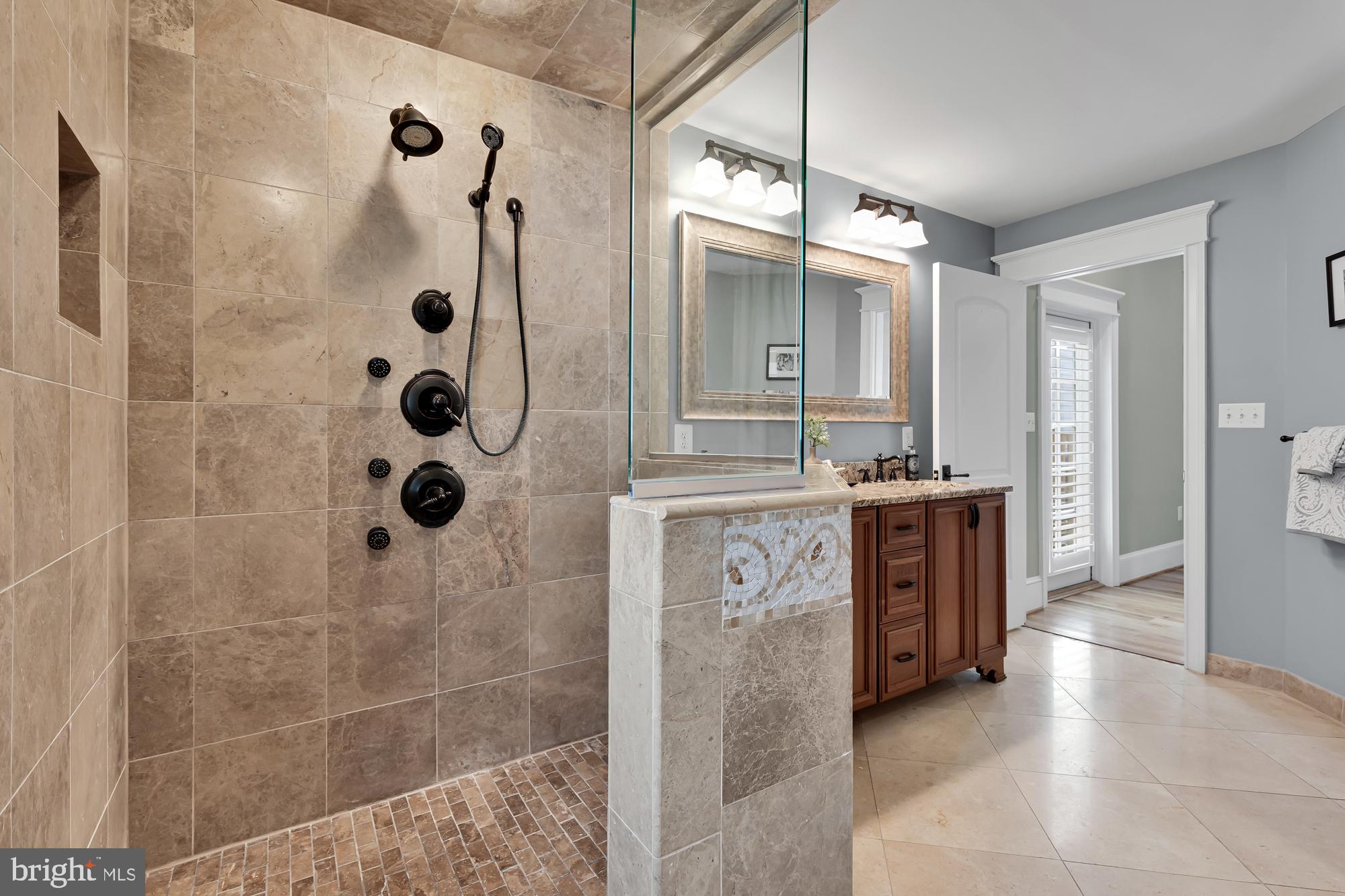 DOUGLAS ESTATES - Residential