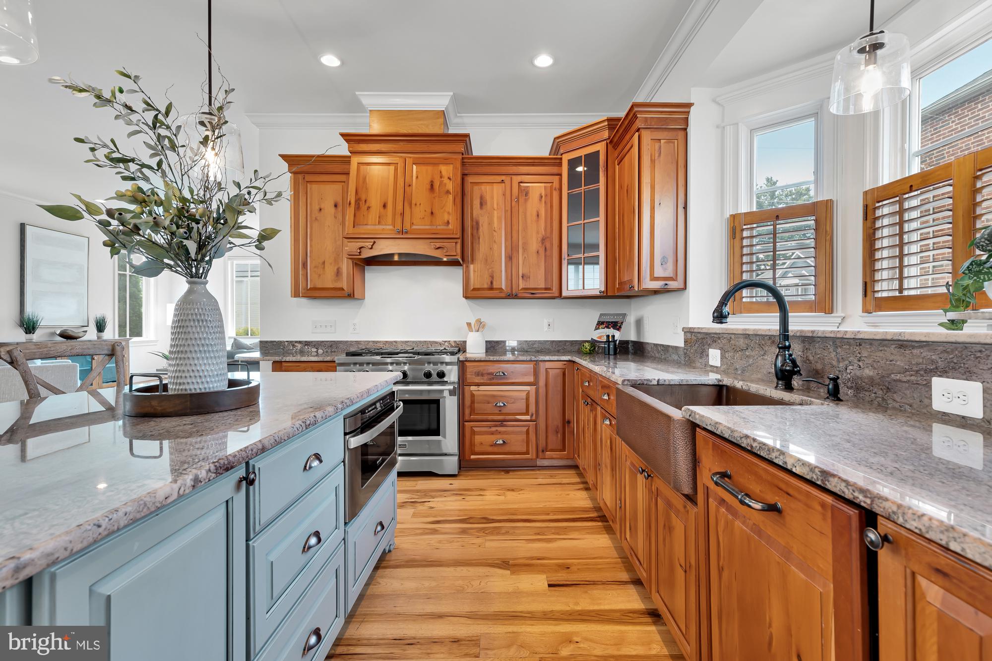 DOUGLAS ESTATES - Residential