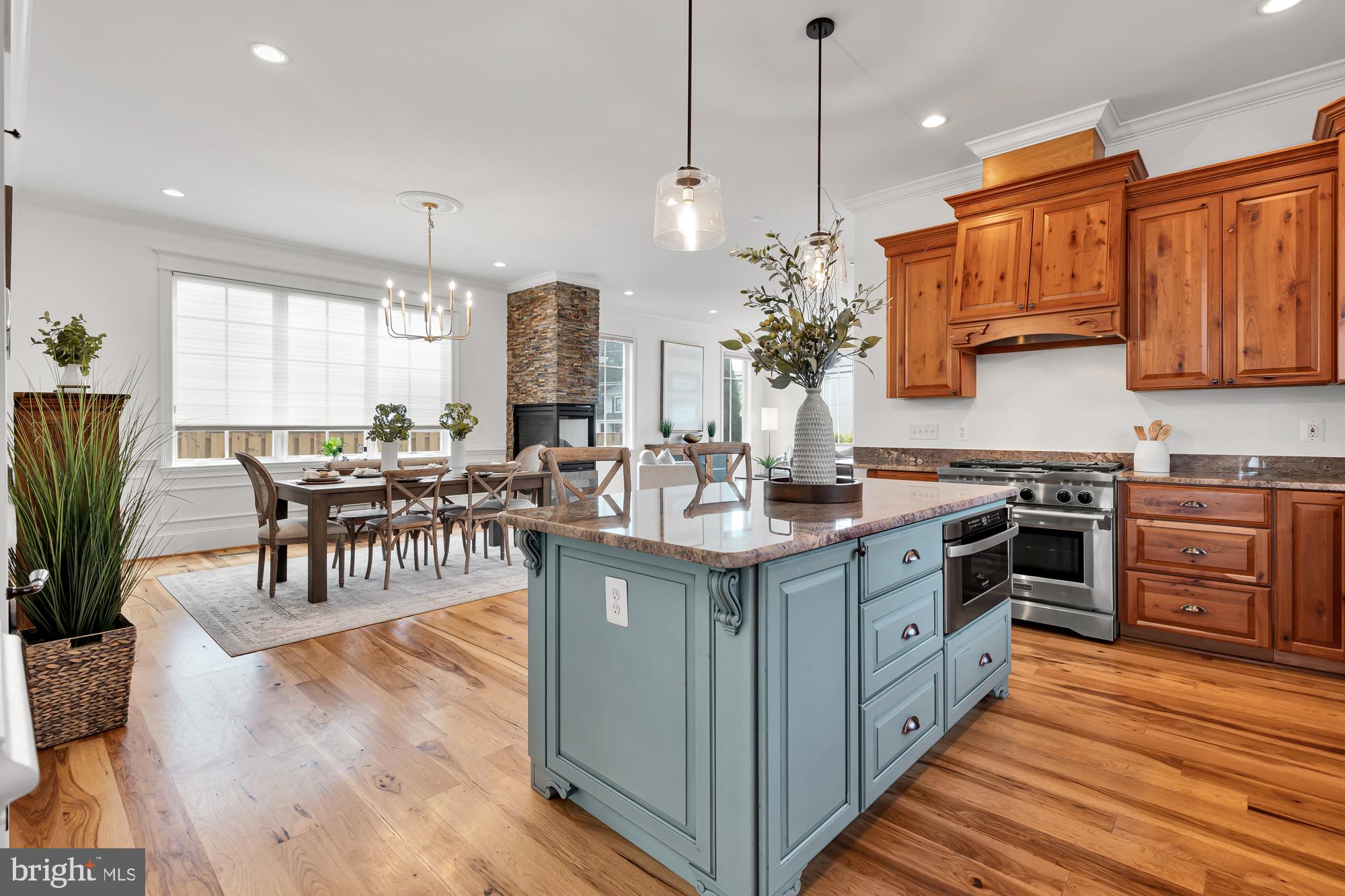 DOUGLAS ESTATES - Residential